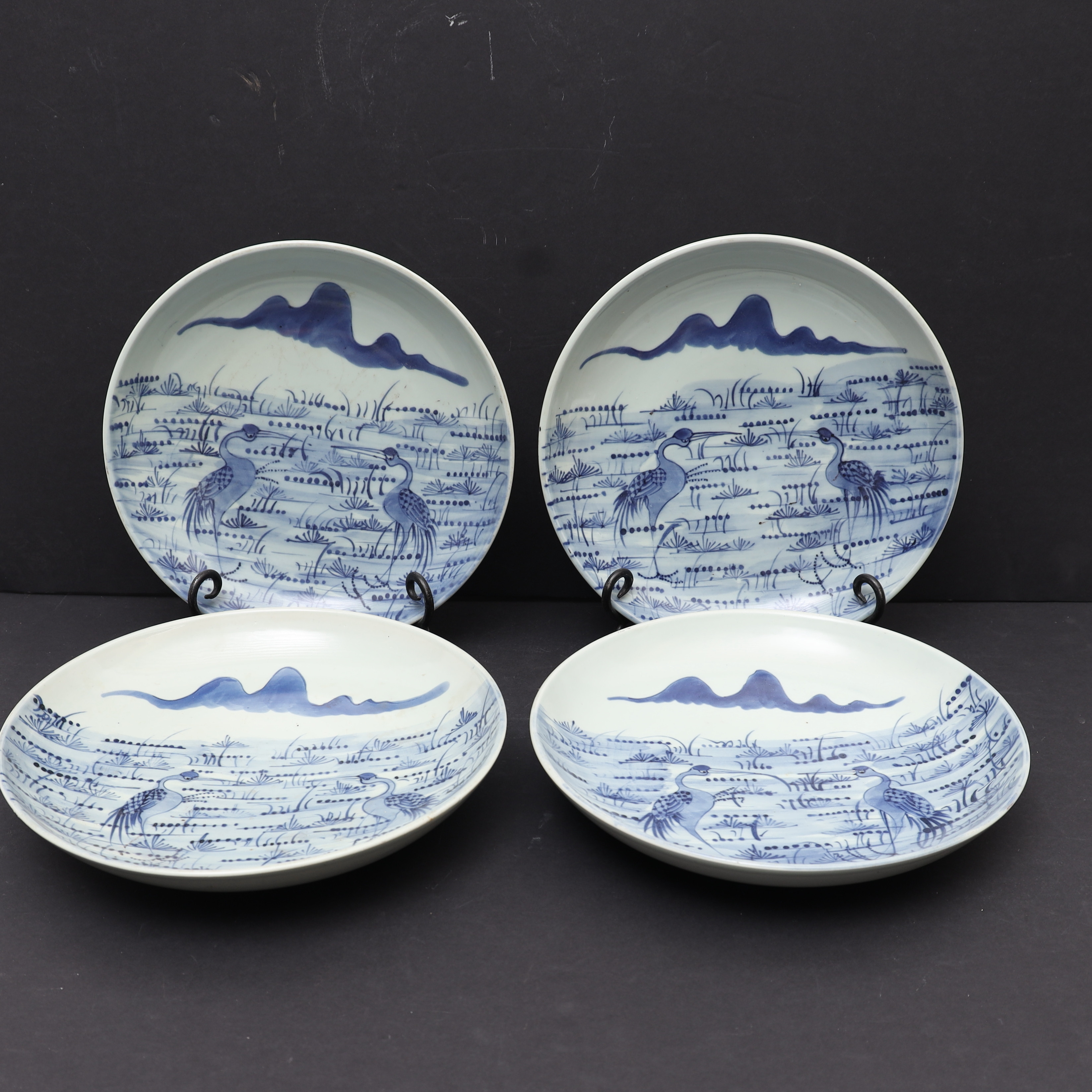 FAT, 4st, Kina, 1800-1900-tal, med underglasyrblå dekor av tranor.