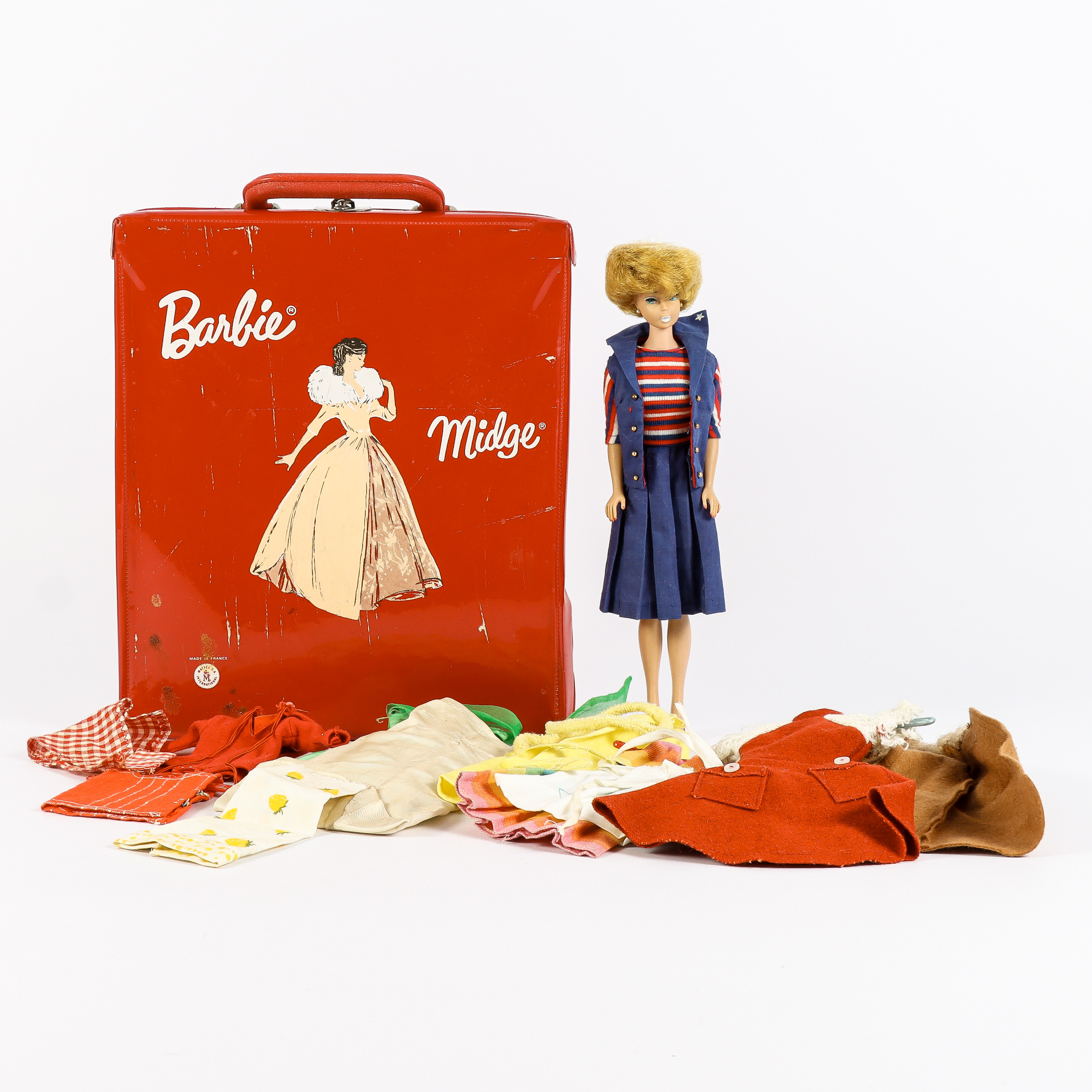 BARBIE, #850 Ash Blonde Bubble-Cut, Midge T. M. © 1962 Barbie ® © 1958 by Mattel, Inc. Patented (1964-1965), Mattel.
