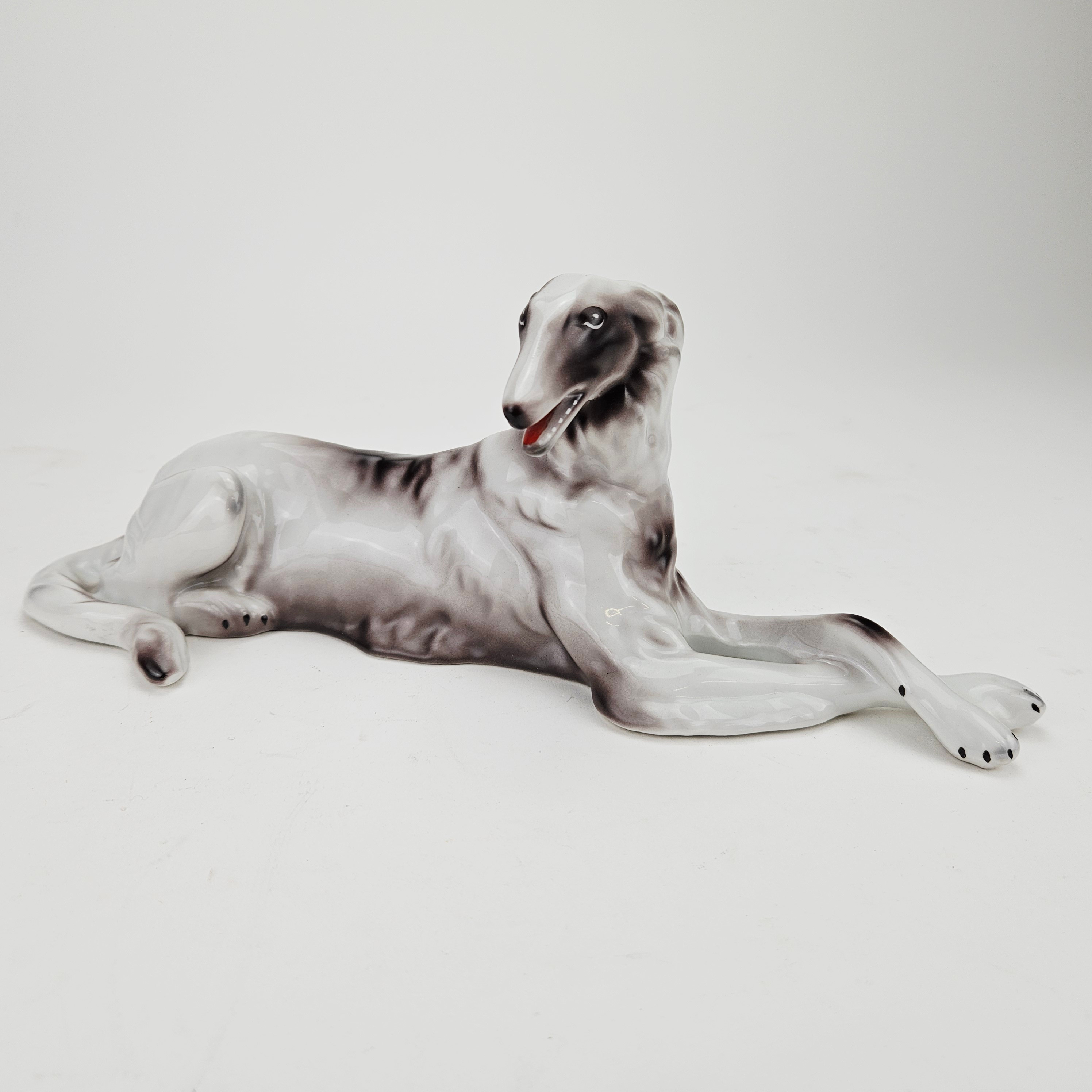 FIGURIN, porslin, Borzoi, Walbrzych, Polen.