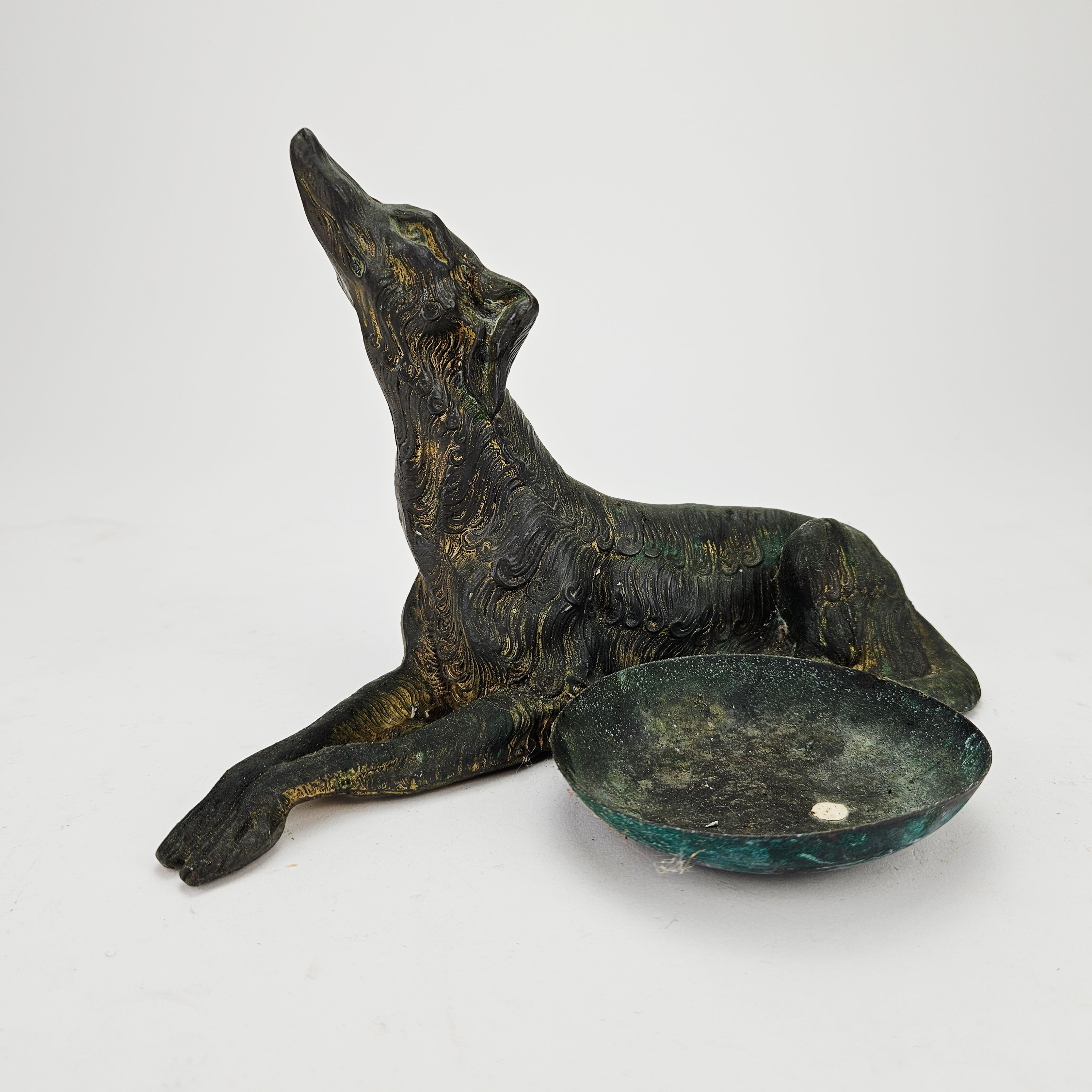 SKULPTUR/FAT, bronspatinerad metall, Borzoi, 1900-tal.