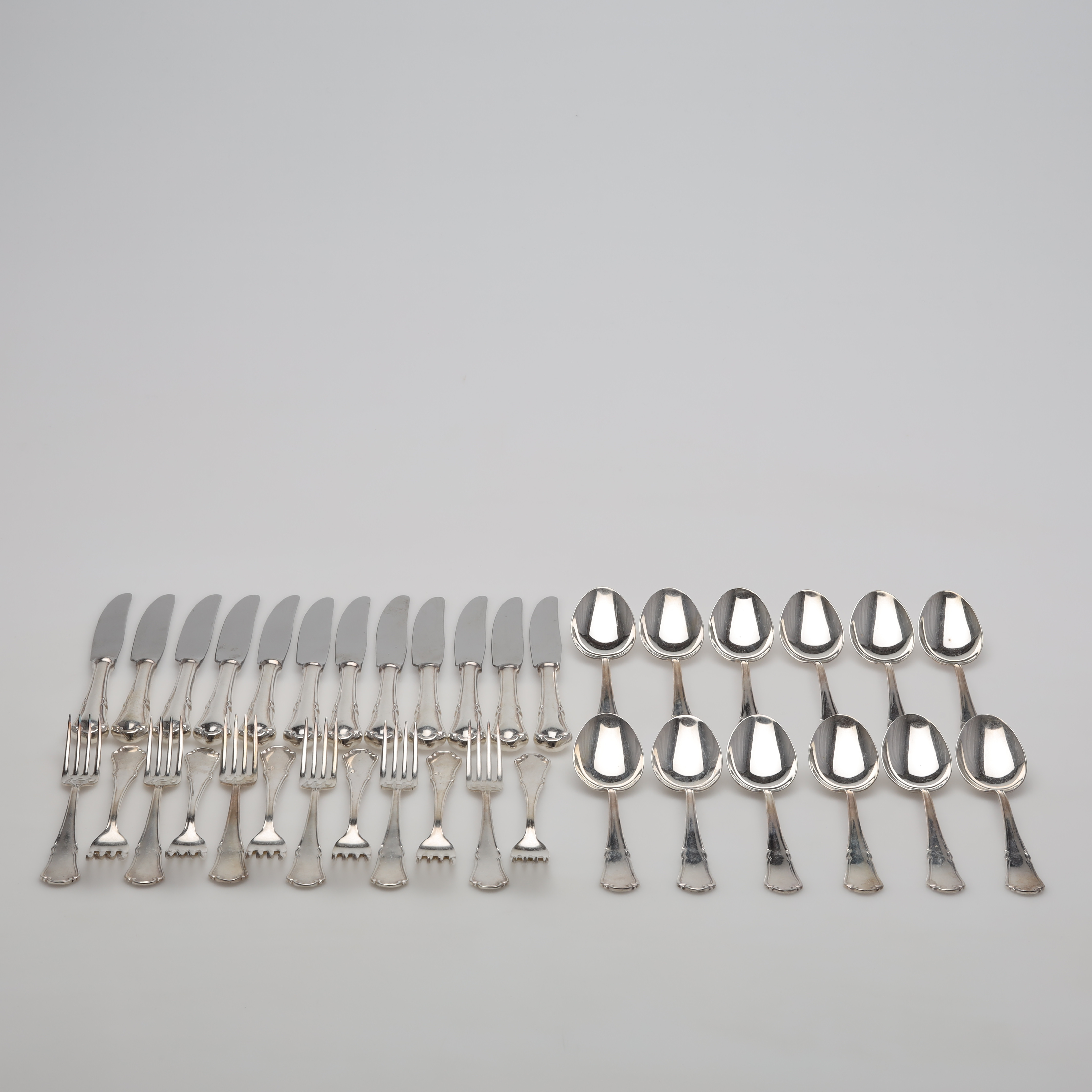 BESTICKSERVIS 36 delar Nysilver.