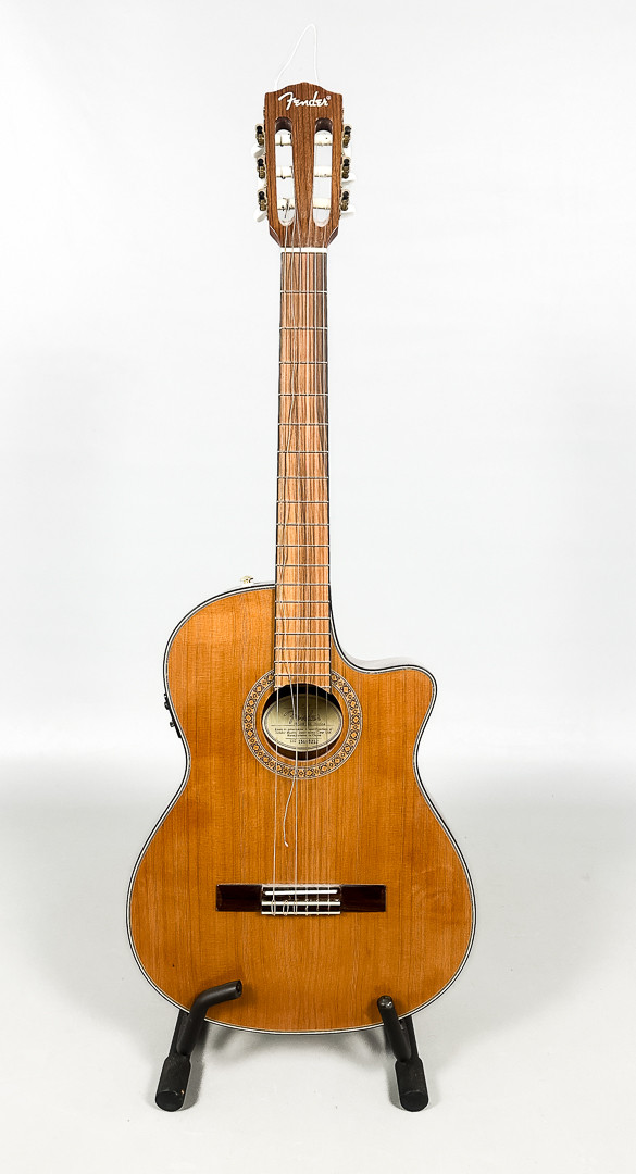 GITARR, FENDER CN-240 SCE THINLINE, Elektroakustisk, Fishman, 2015, Kina.