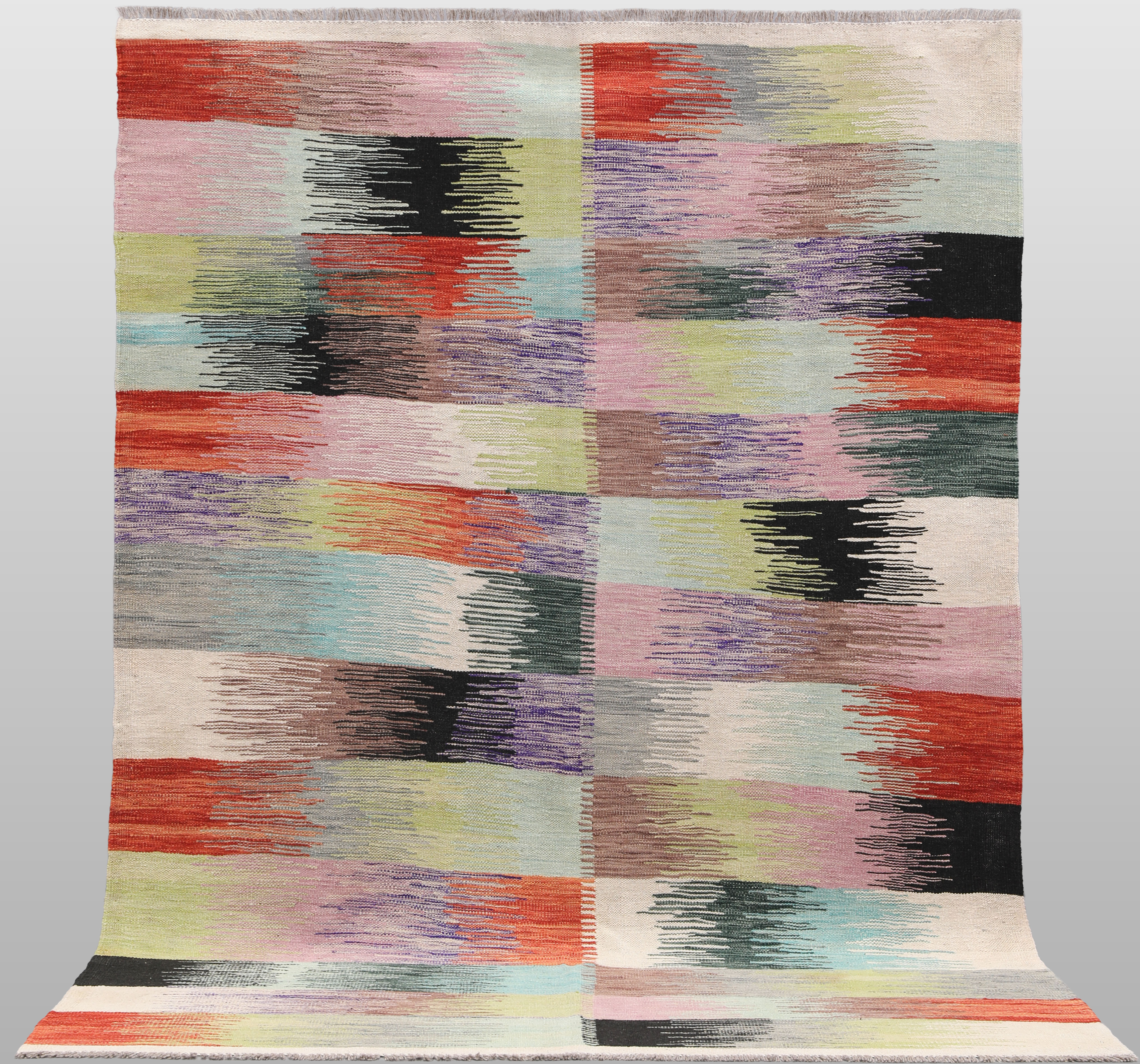 MATTA. Kelim modern design, 242 x 172 cm.