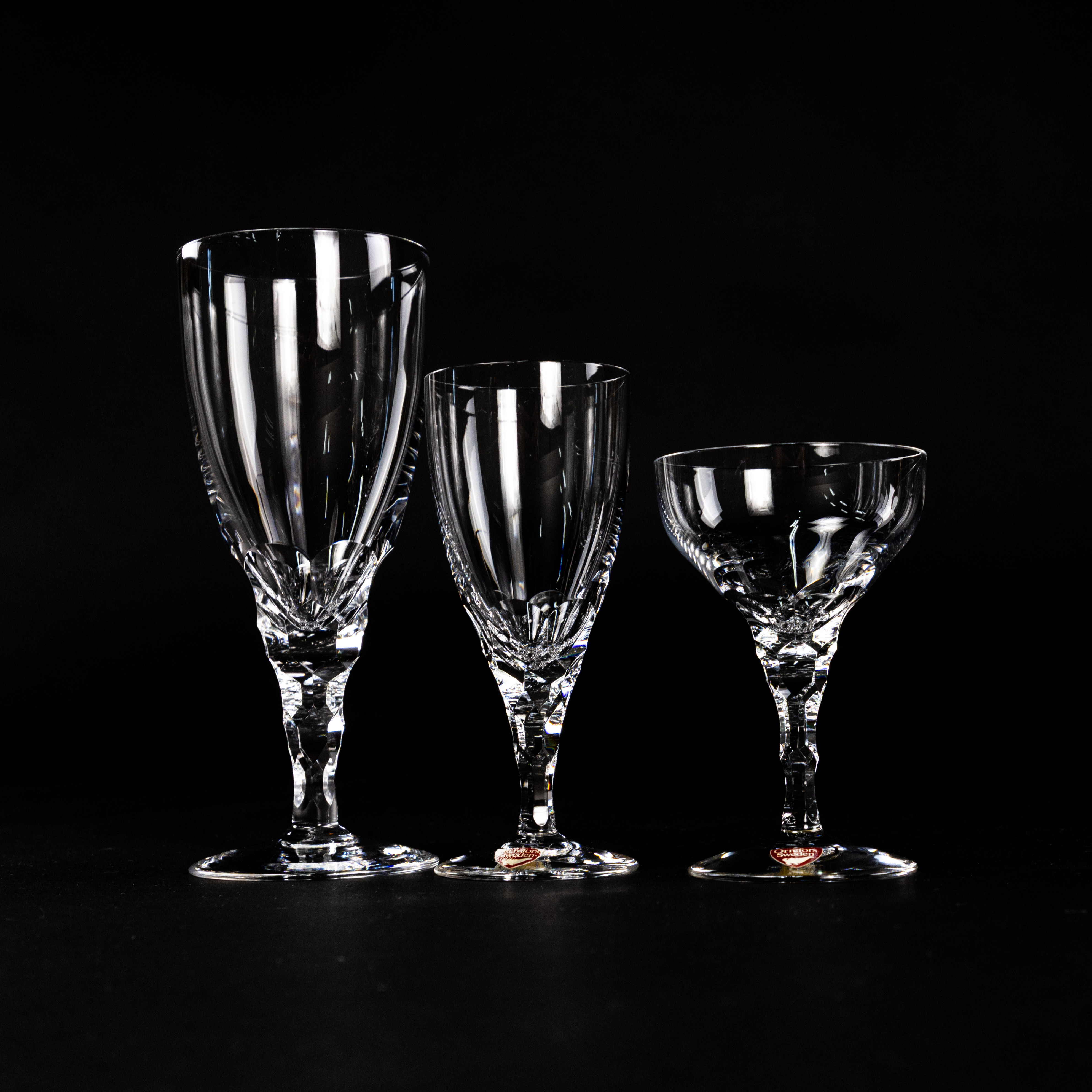 INGEBORG LUNDIN. Glasservis, 36 delar, "Carina", Orrefors.
