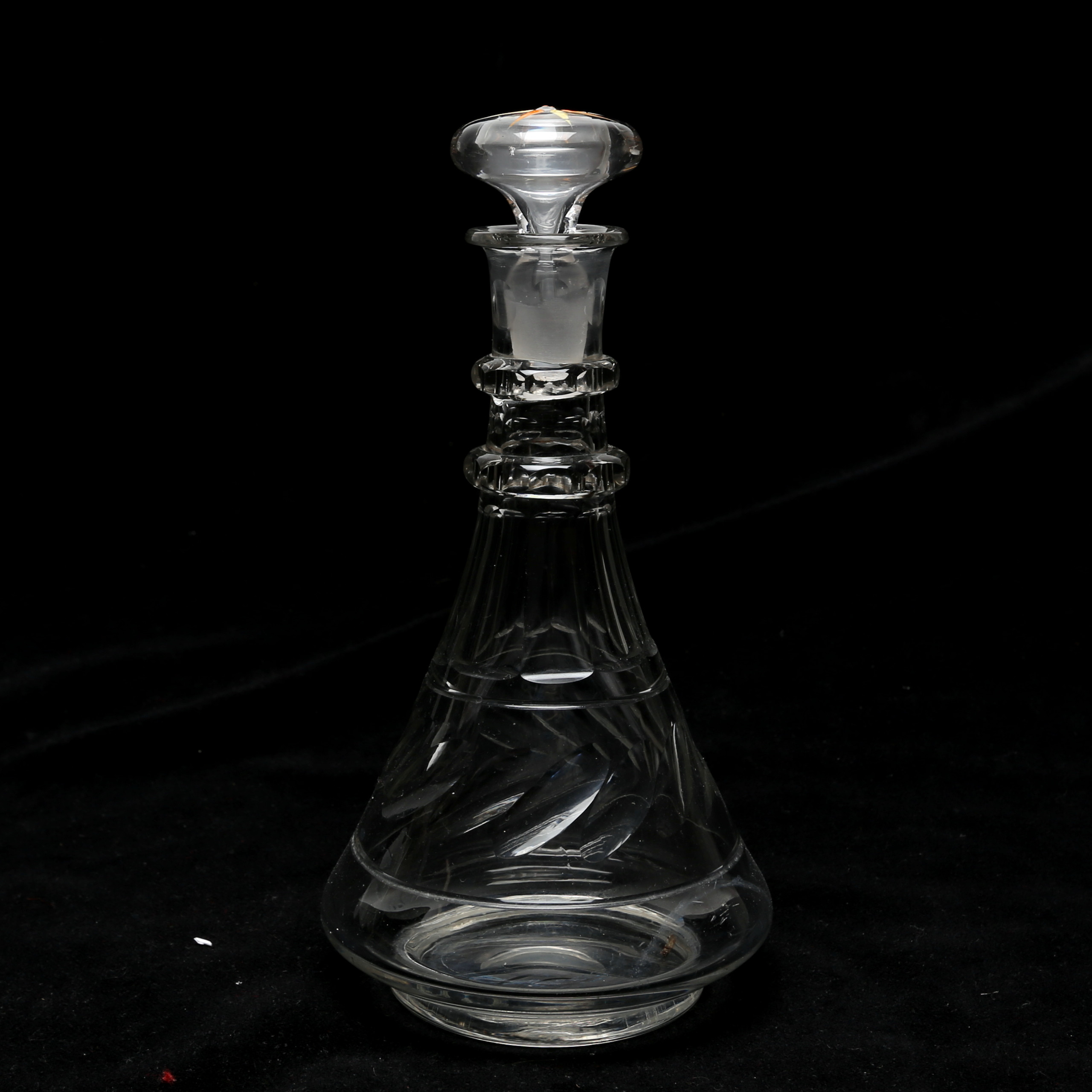 KARAFF med propp, glas.