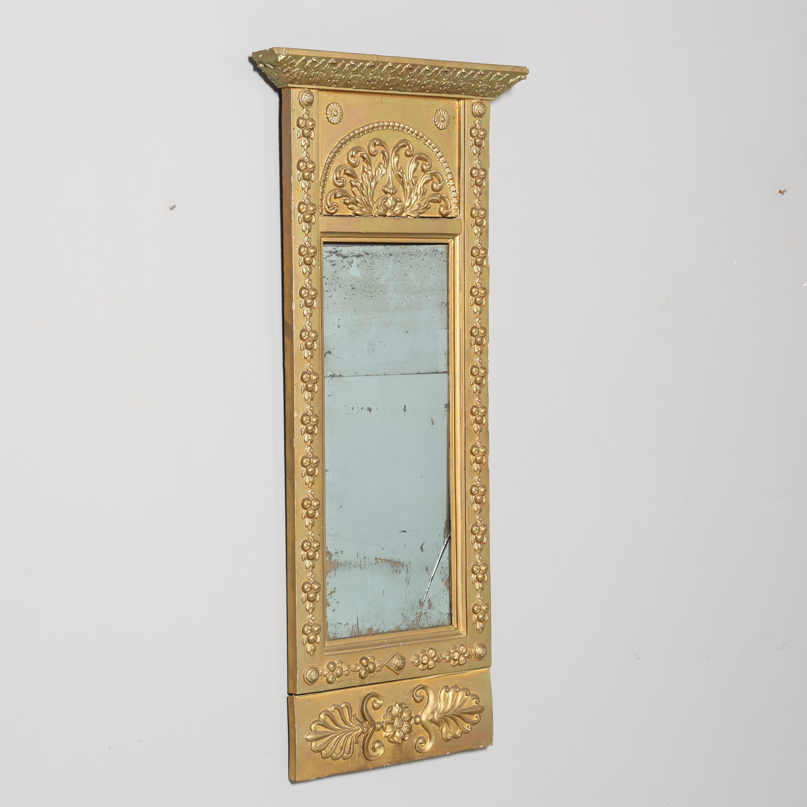 SPEGEL, sengustaviansk, 17/1800-tal.