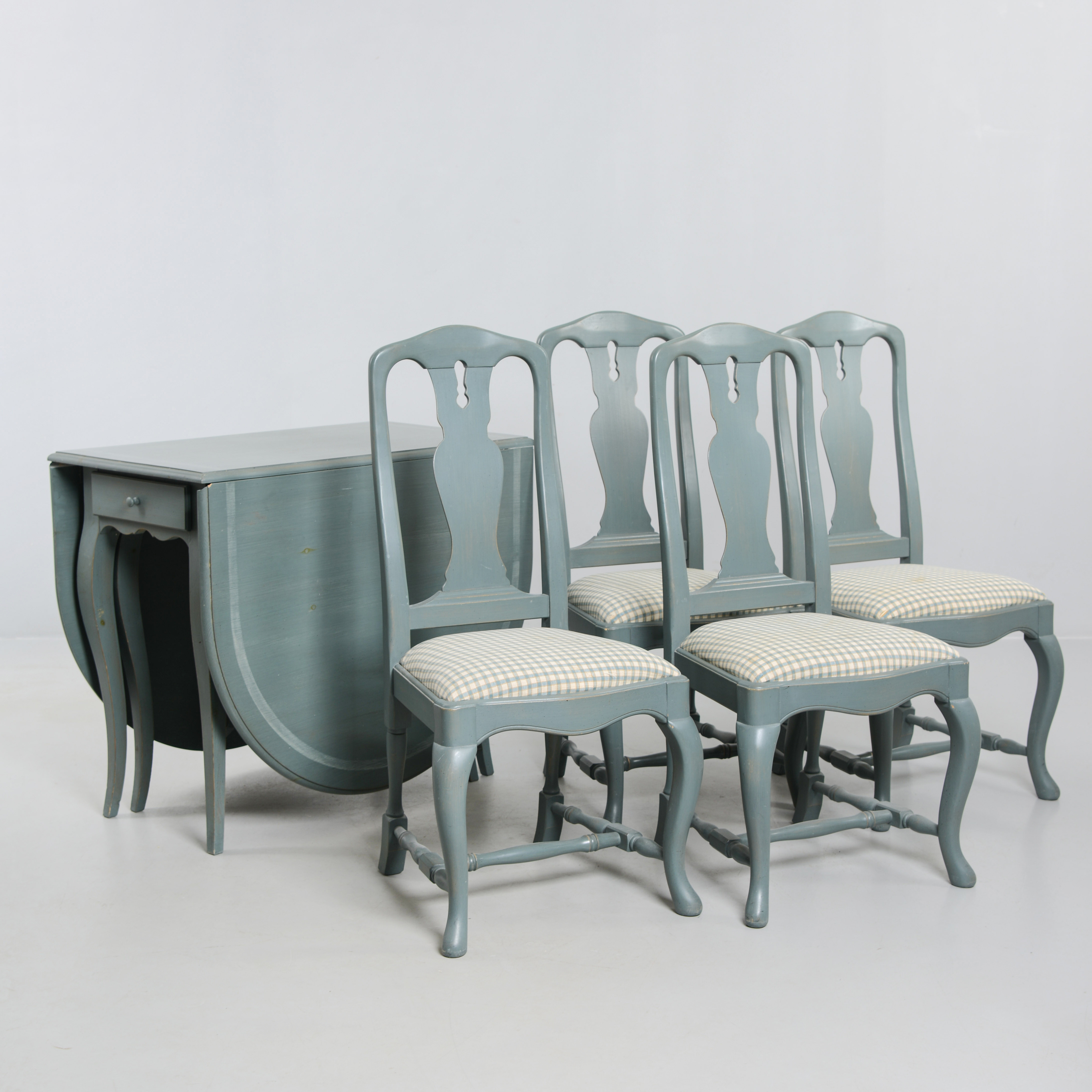 MATGRUPP, 5 delar, senbarockstil, 1900-talets andra del.