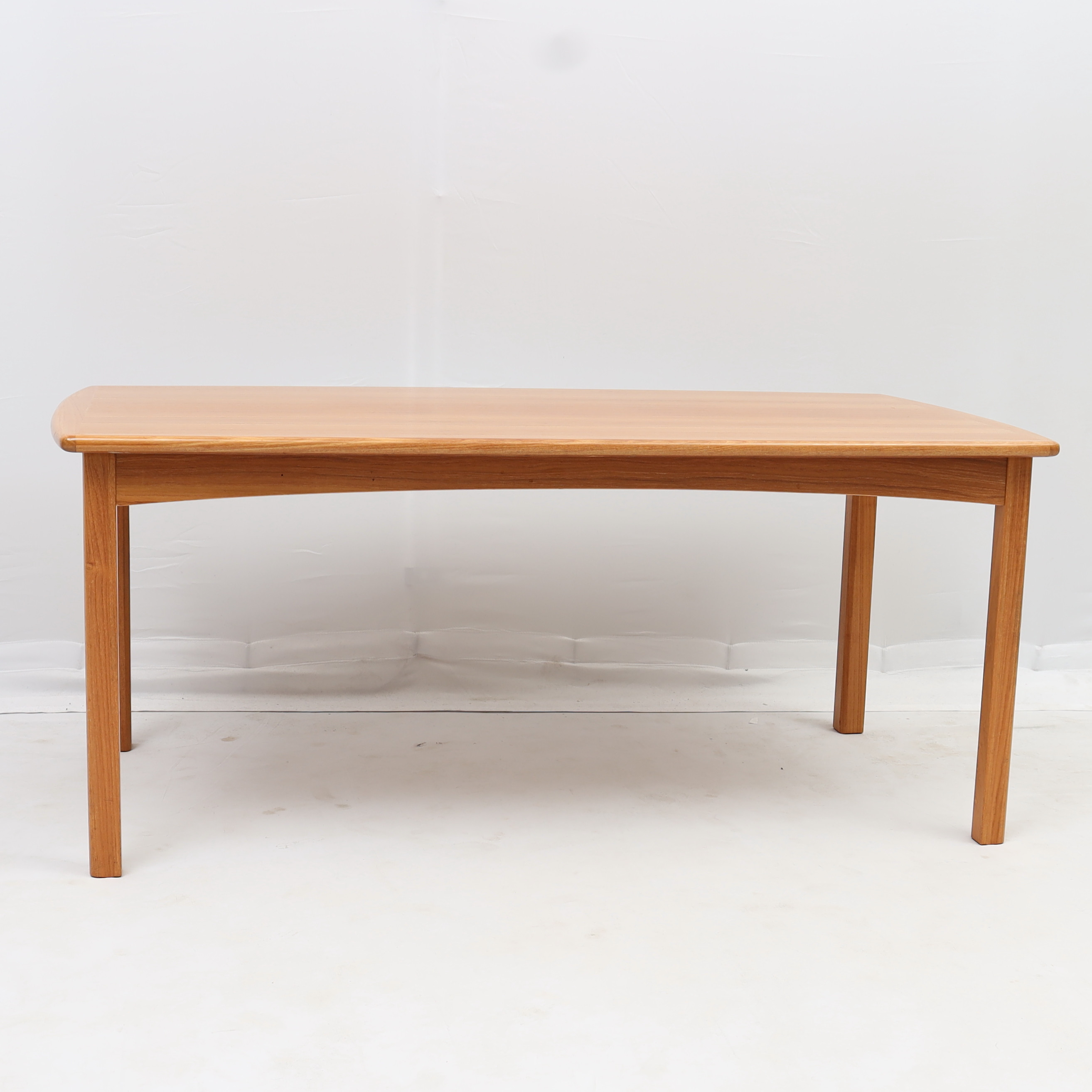 SOFFBORD, 1900-talets andra hälft, teak.