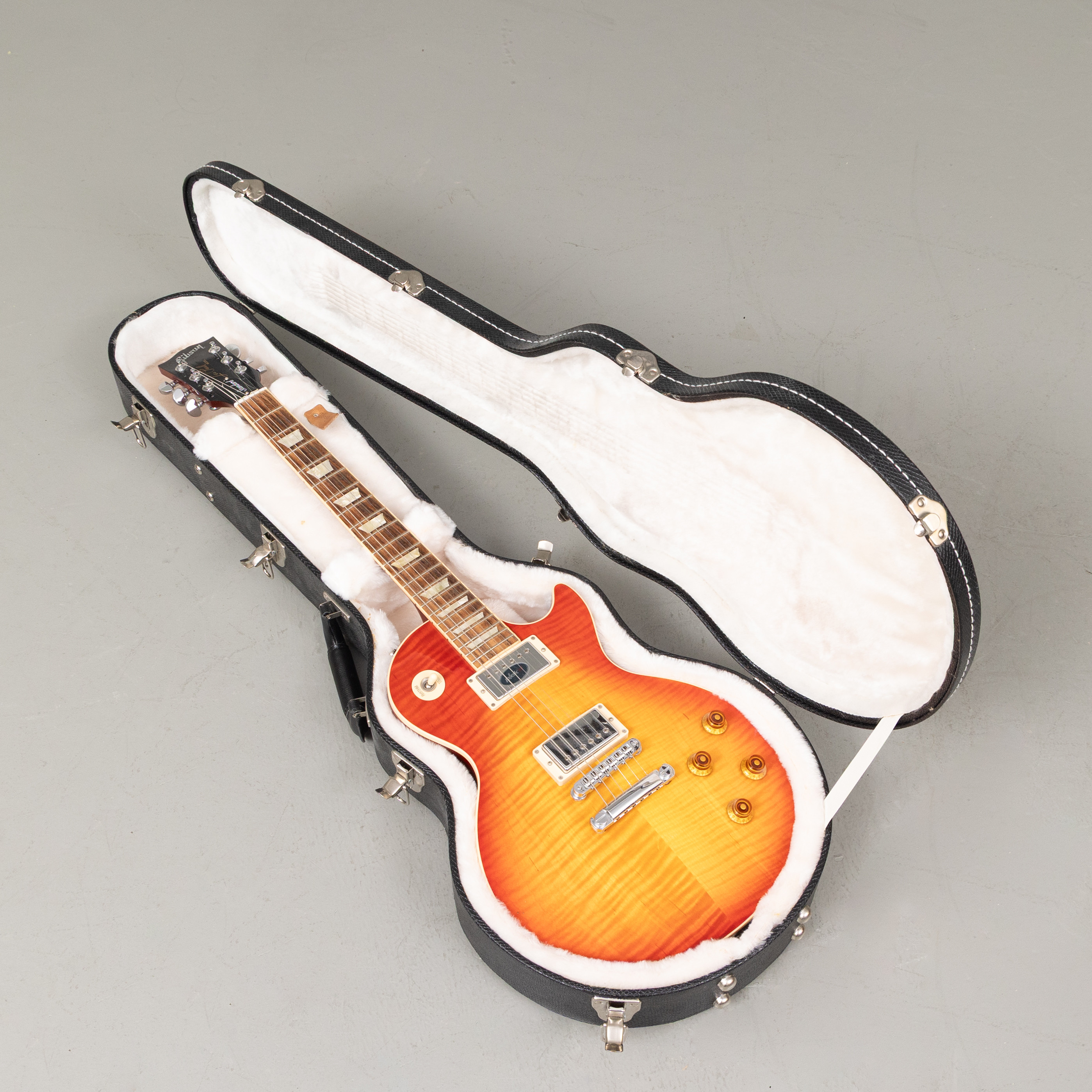 ELGITARR. Gibson Les Paul Standard USA 2012.