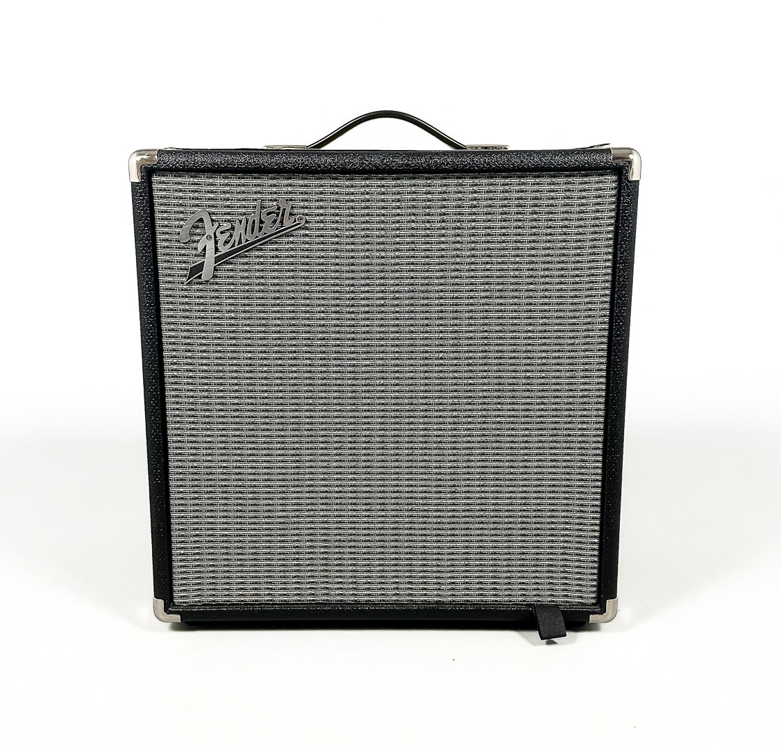 BASFÖRSTÄRKARE, Fender Rumble 40.