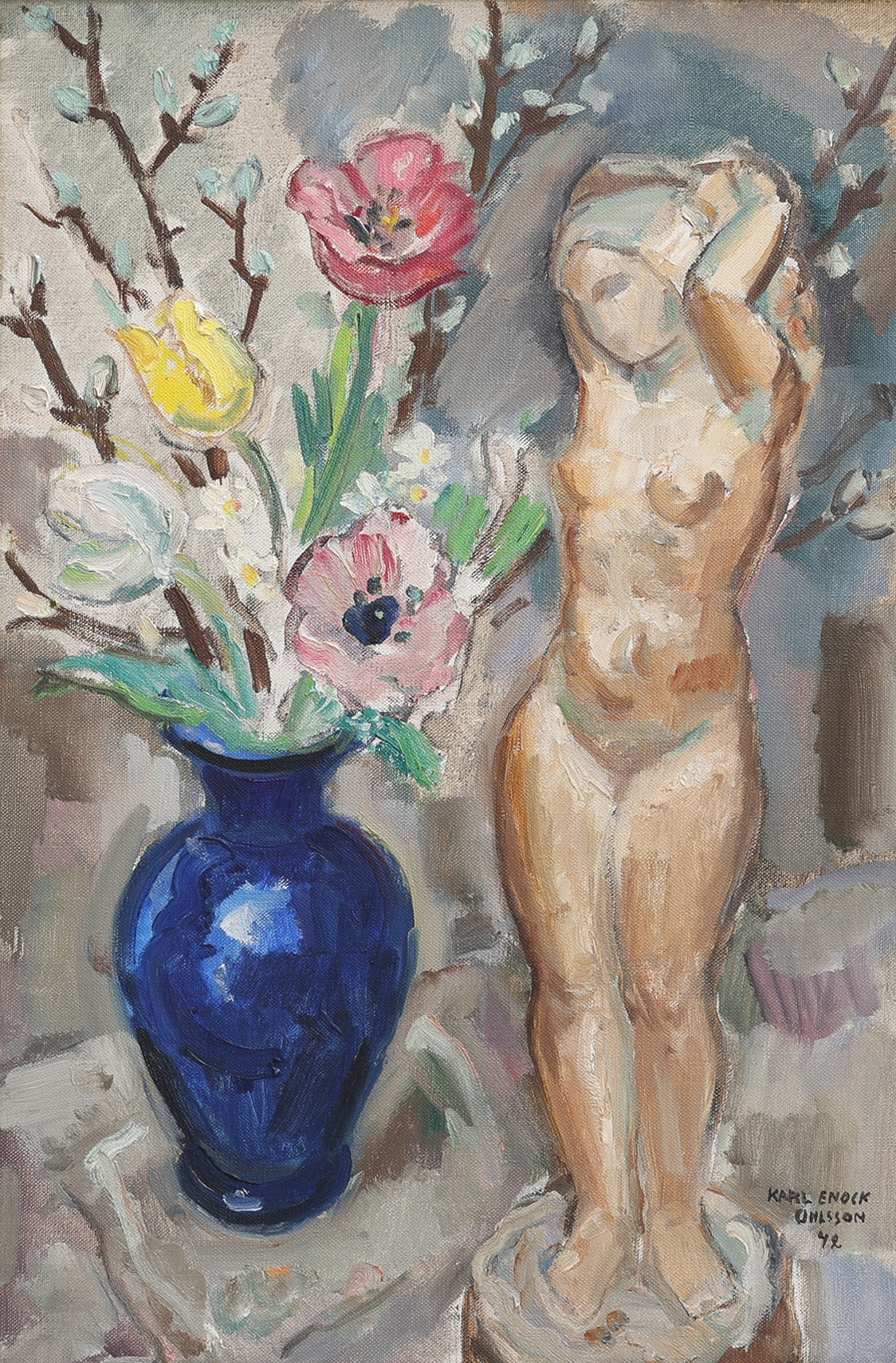 KARL ENOCK OHLSSON (1889-1958). STILLEBEN MED SKULPTUR OCH BLOMMOR.
