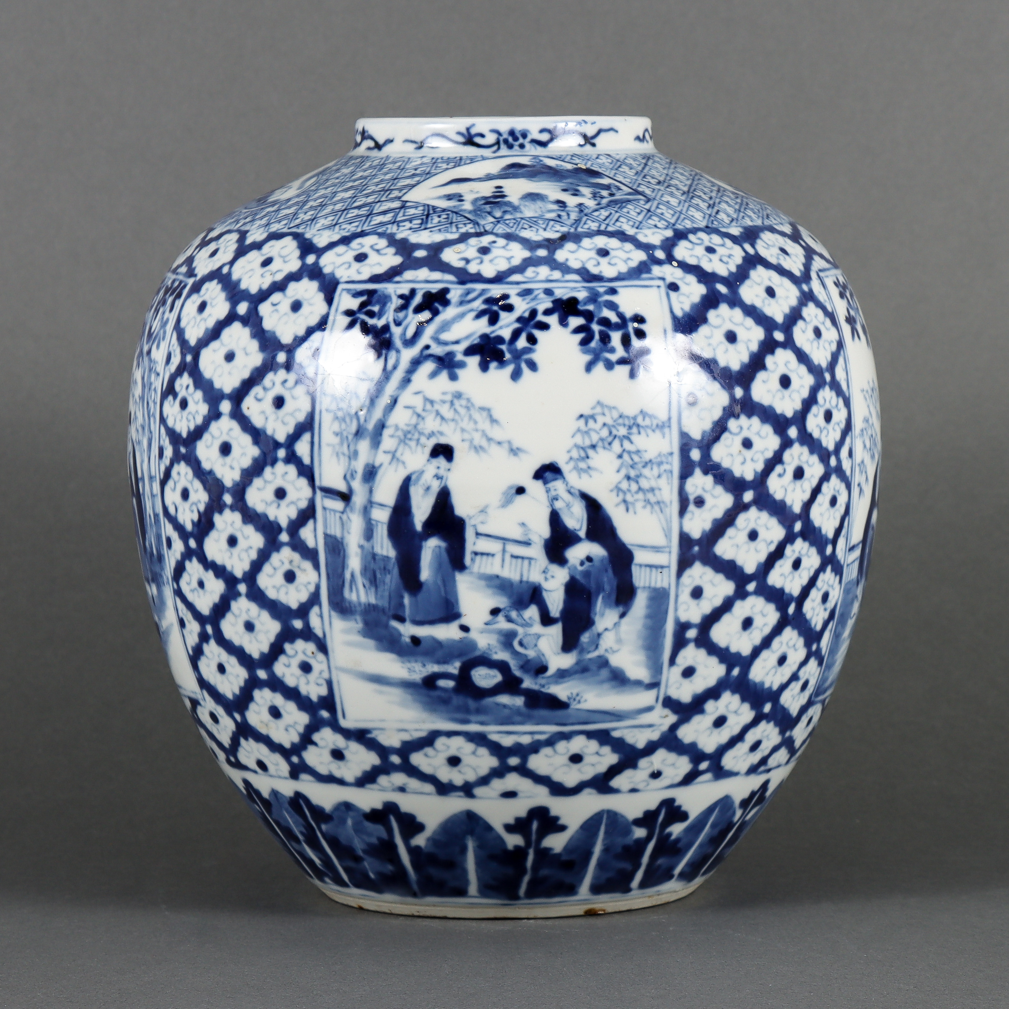 KRUKA, porslin, Kina, Qingdynastin, 18/1900-tal.