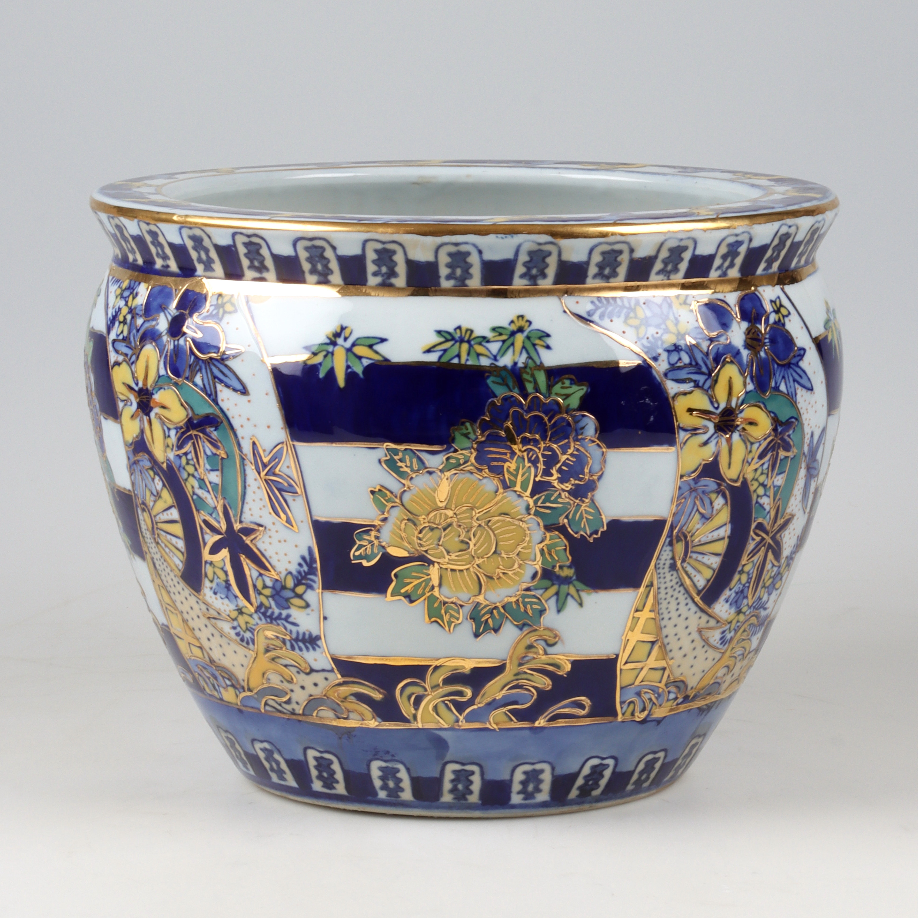 YTTERFODER, porslin, Asien, 1900-tal.