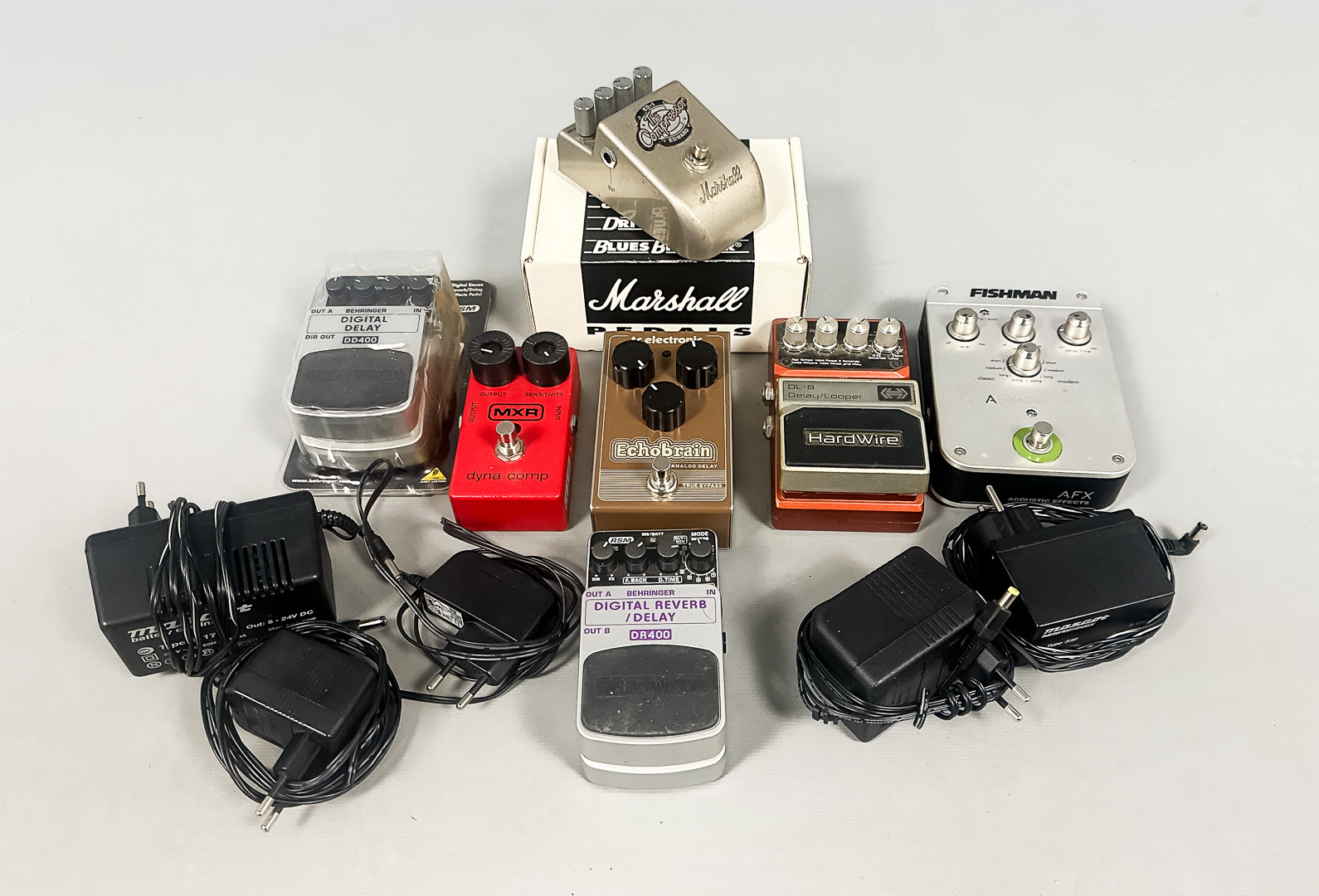 EFFEKTPEDALER, 7 st, bl.a Fishman, Behringer, Marshall med flera.