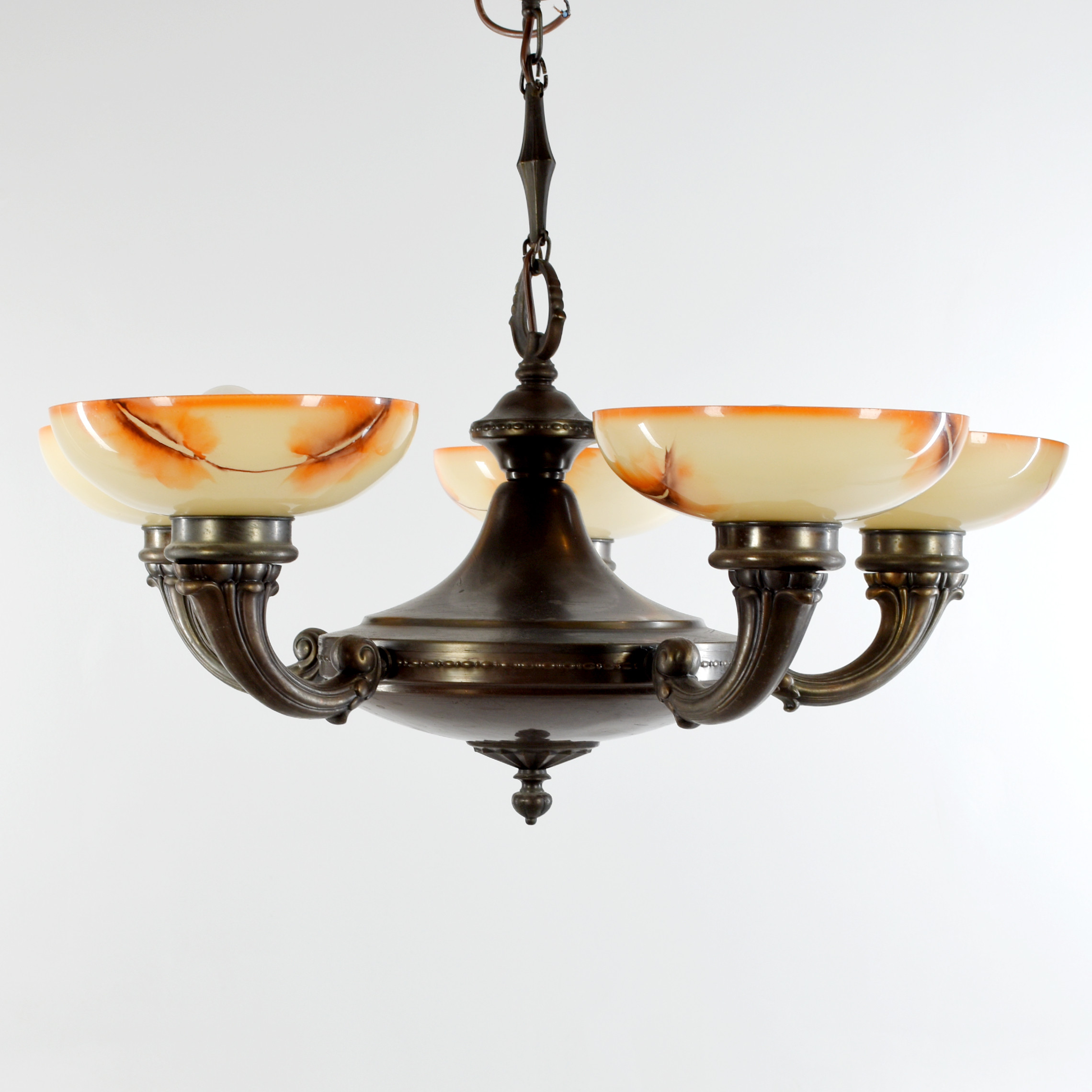 TAKLAMPA, Metall och glas, 1900-tal.