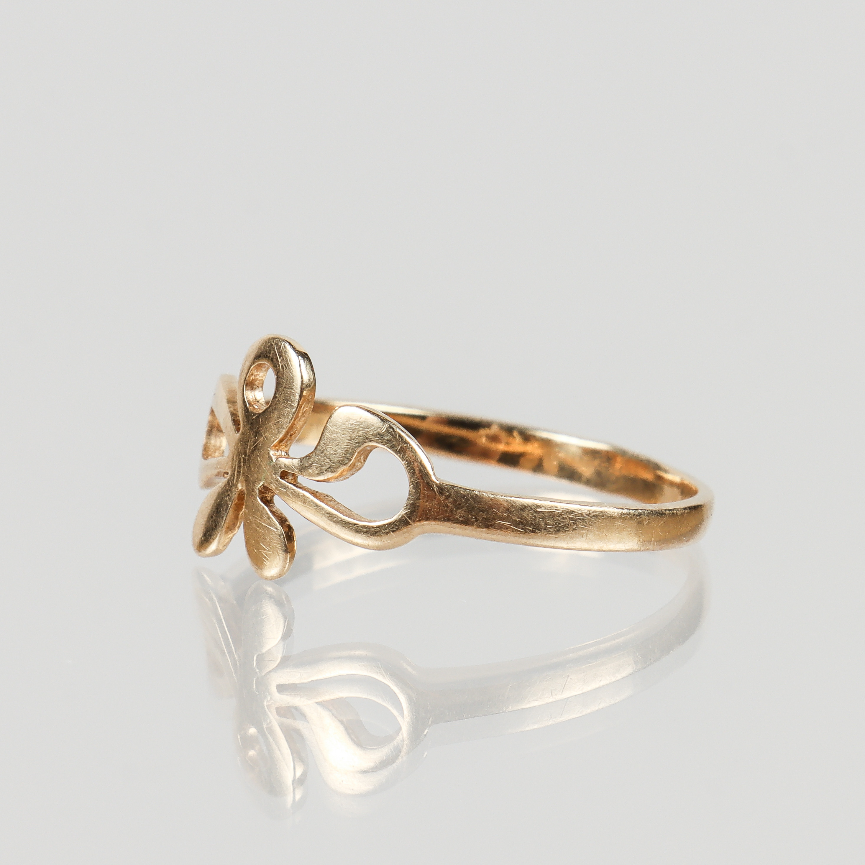 RING 14k guld.