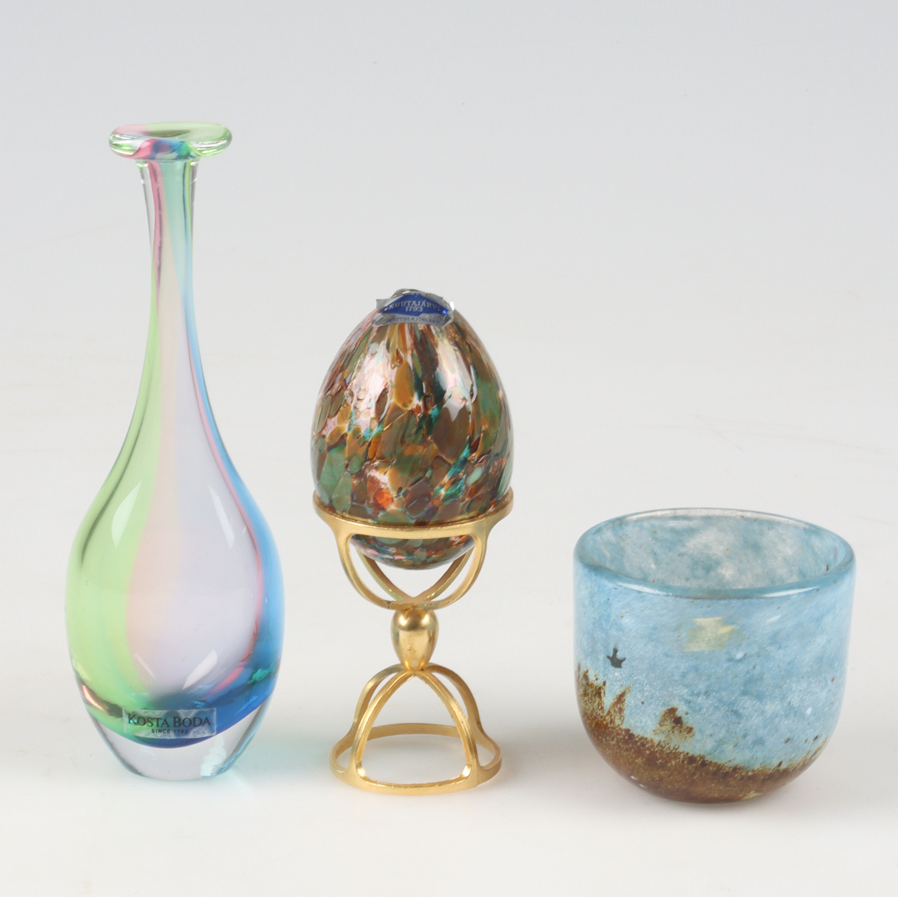 MINIATYRER, 3 st, glas, Kosta Boda & Nuutajärvi, 1900-talets andra hälft.
