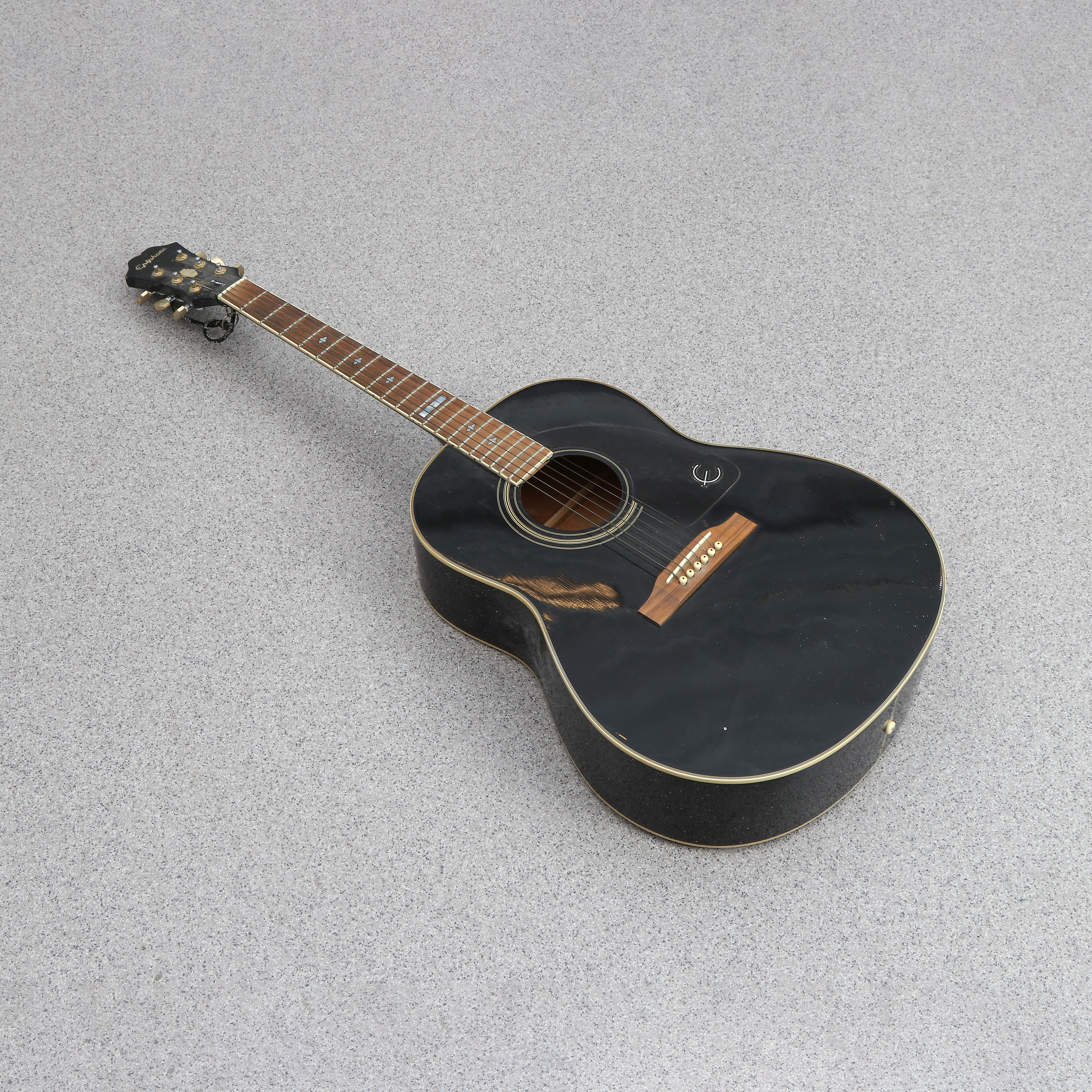 EPIPHONE, AKUSTISK GITARR. Modell AJ-18S EB, serienr P98020574.