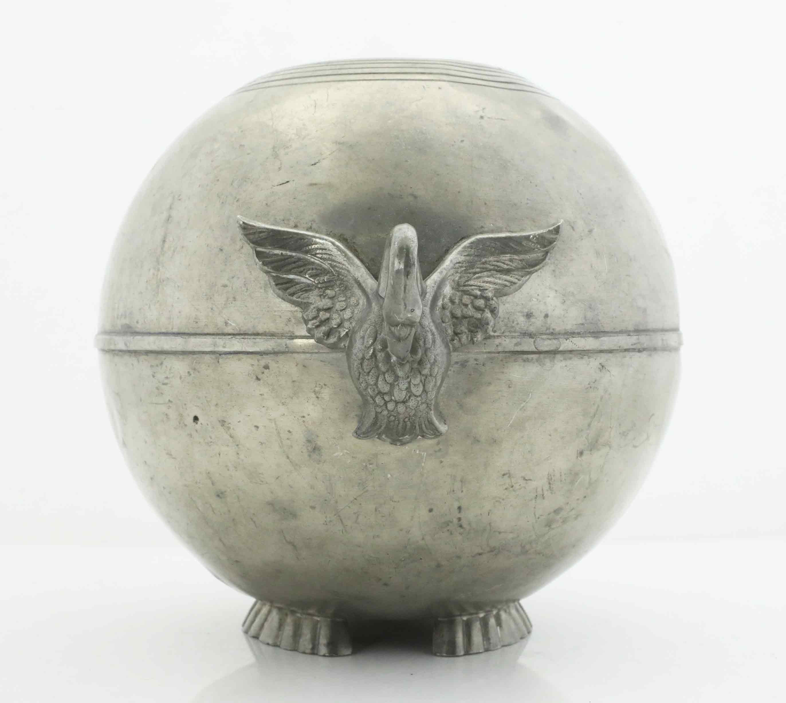 KLOTVAS, Tenn, Art Déco, Nordiska Juvelaktiebolaget, Stockholm, 1936.