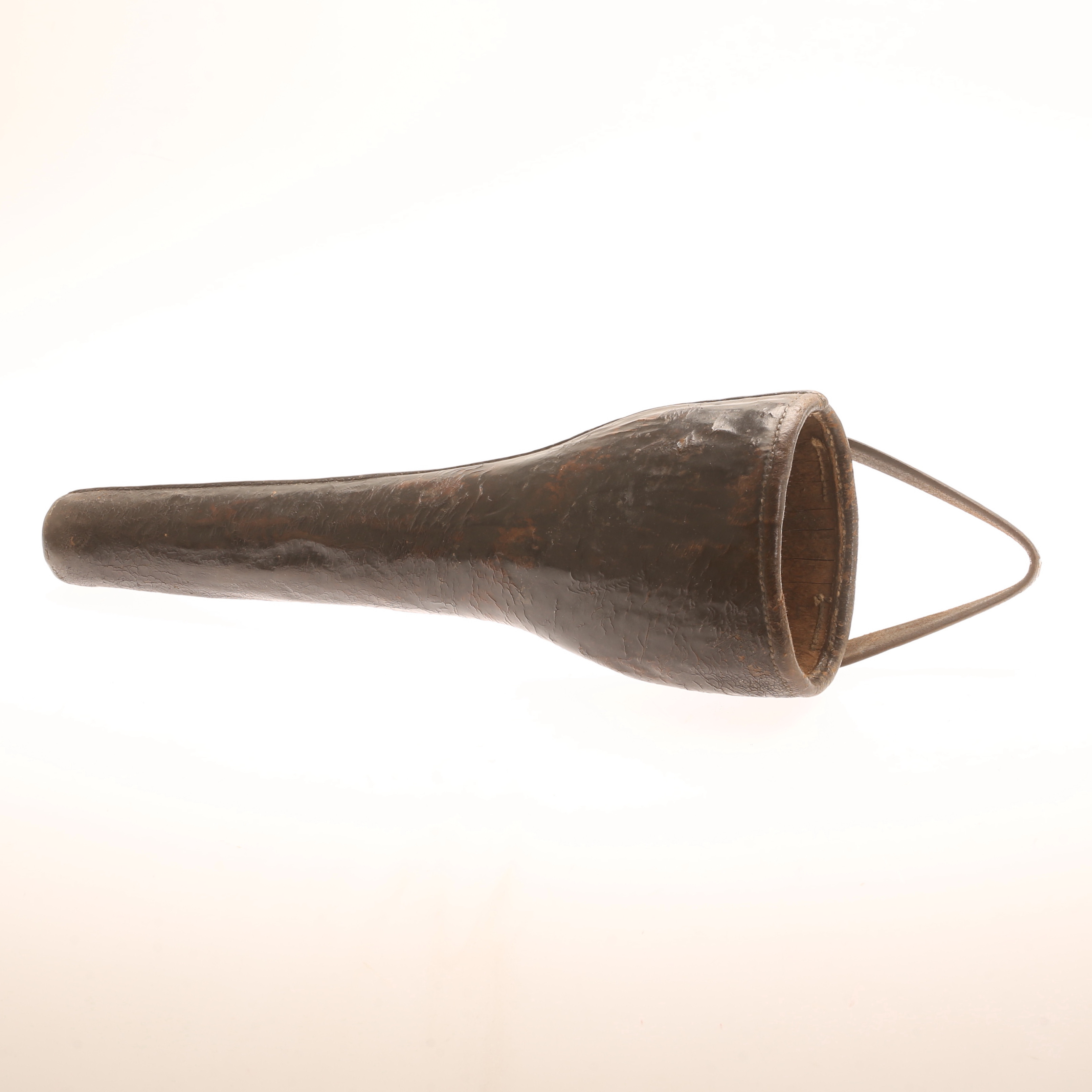 PISTOLHÖLSTER, läder, trä, 1700/1800-tal.