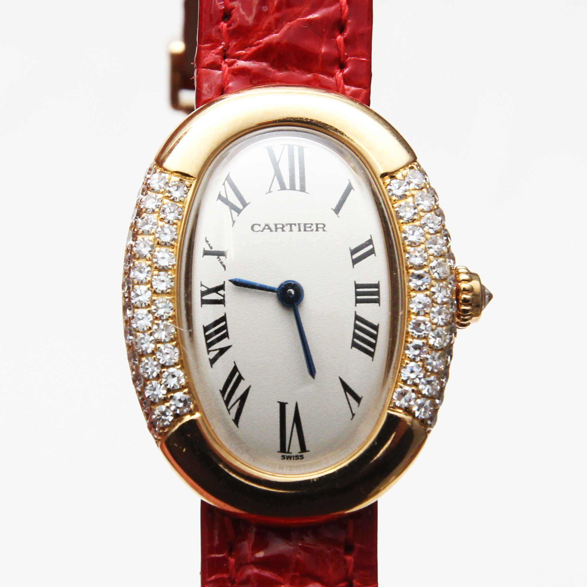 ARMBANDSUR, Cartier, oval urtavla, med diamanter.