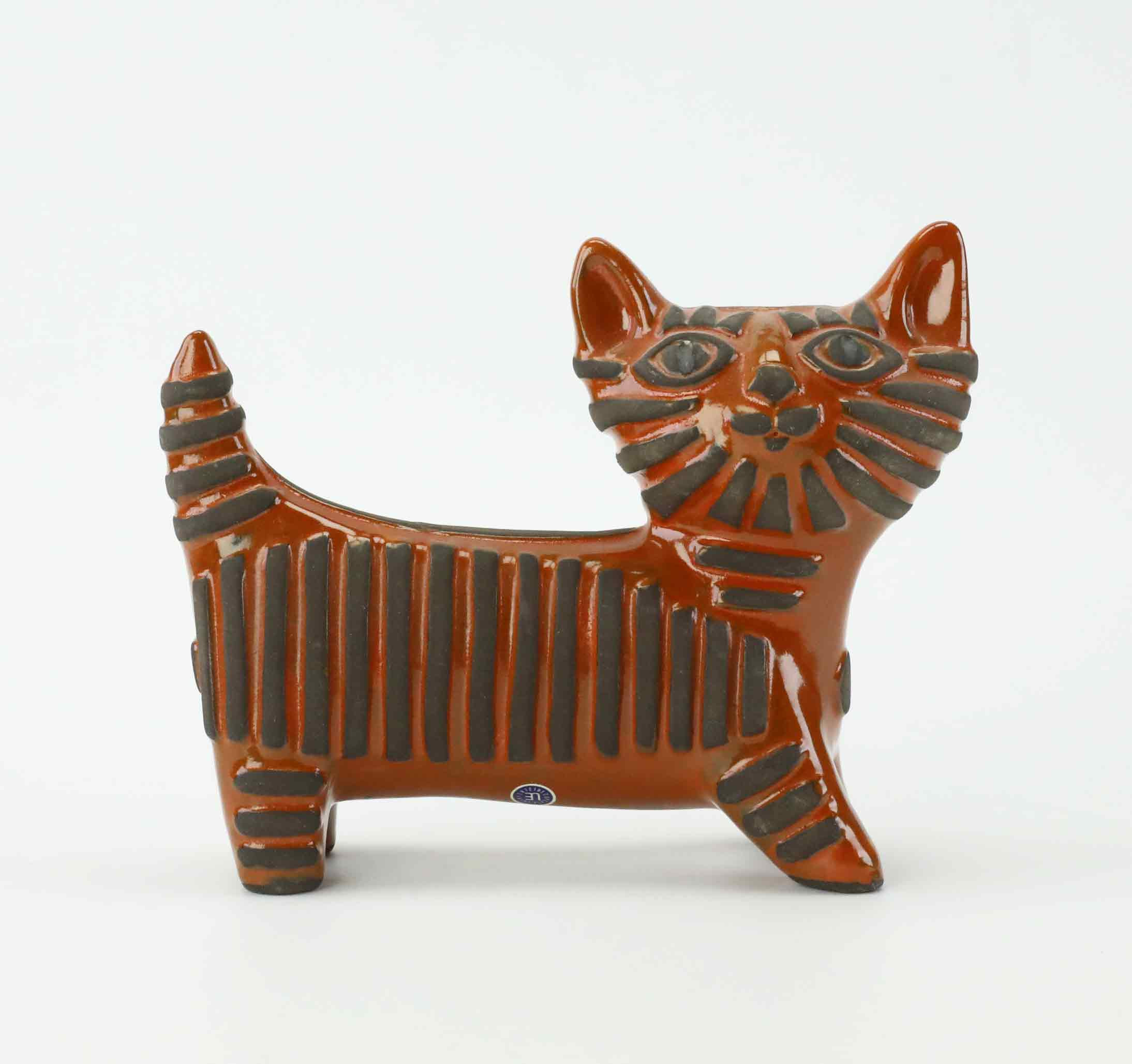 DOROTHY CLOUGH. Figurin, katt, Upsala Ekeby, monogramsignerad, 1900-talets mitt.