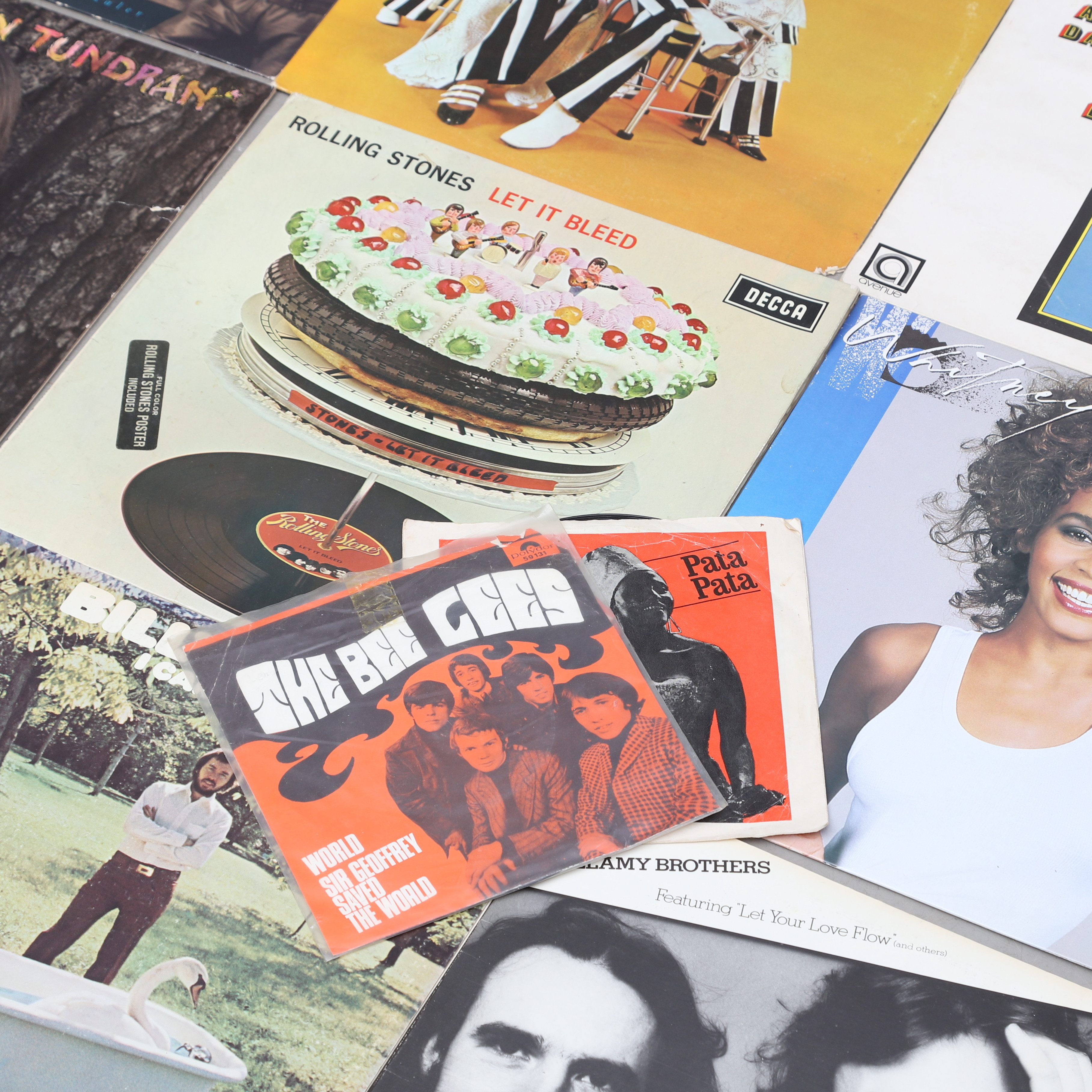 VINYLSKIVOR, LP och EP, 50-tal skivor, parti, blandade artister, bland annat The Rolling stones, The Beach Boys och Whitney Houston, 1900-talets andra hälft.