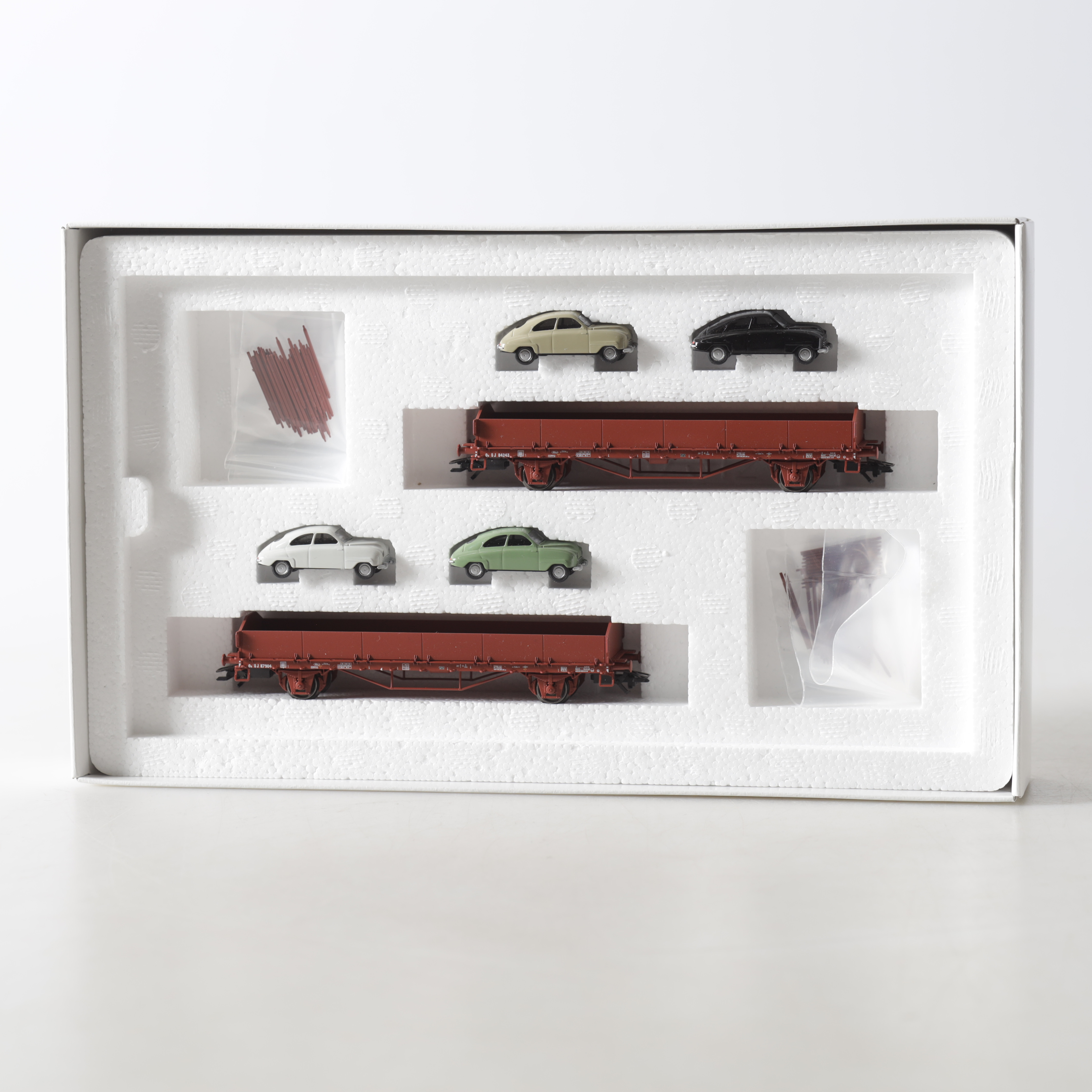 VAGNSATS, 45084, H0, Saab 92, Märklin.