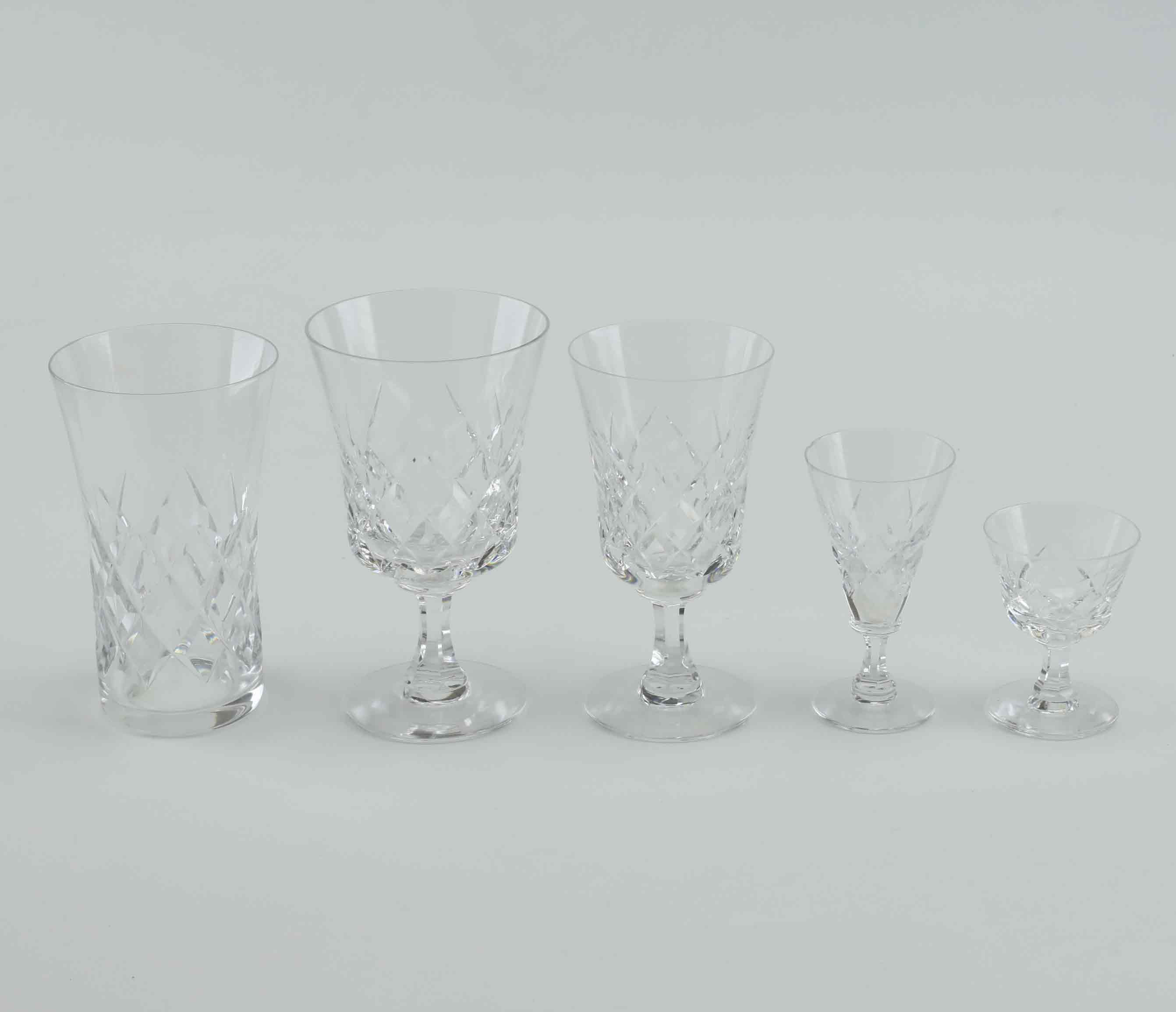 GLASSERVIS, 47 delar, 1900-talets mitt.