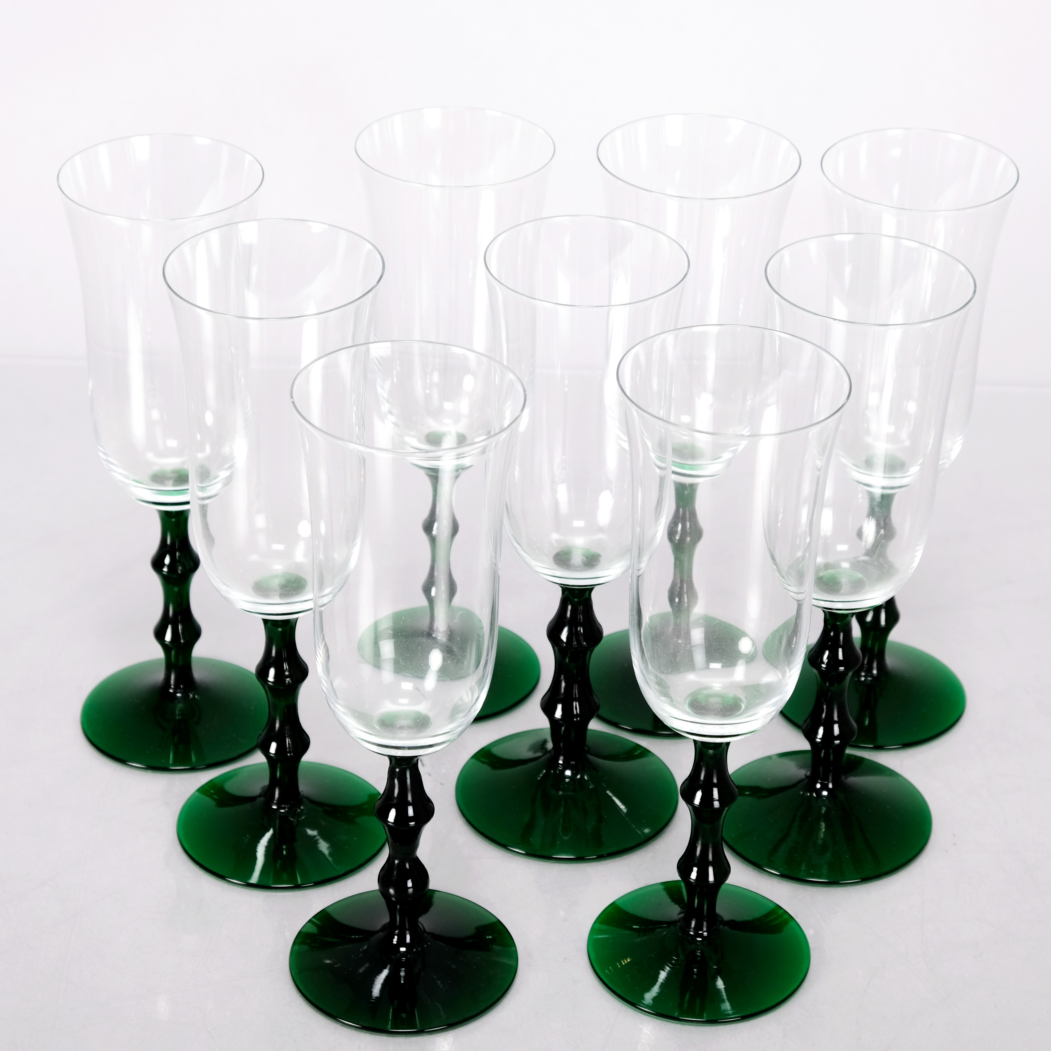 SIMON GATE. Champagneglas, "Salut", 9 st. 1900-talets andra hälft, Glas, Orrefors.
