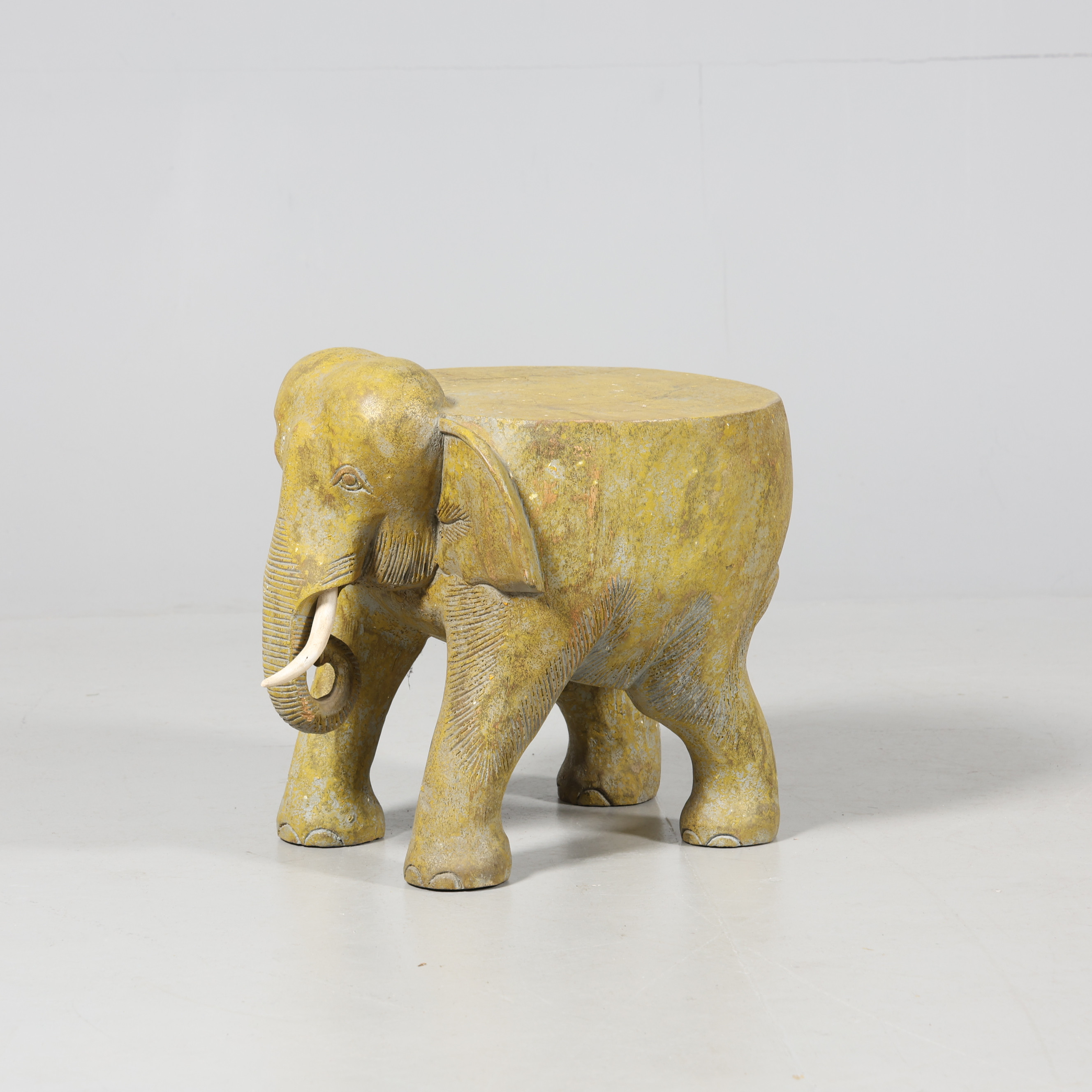 PALL, elefant, trä, bemålad.