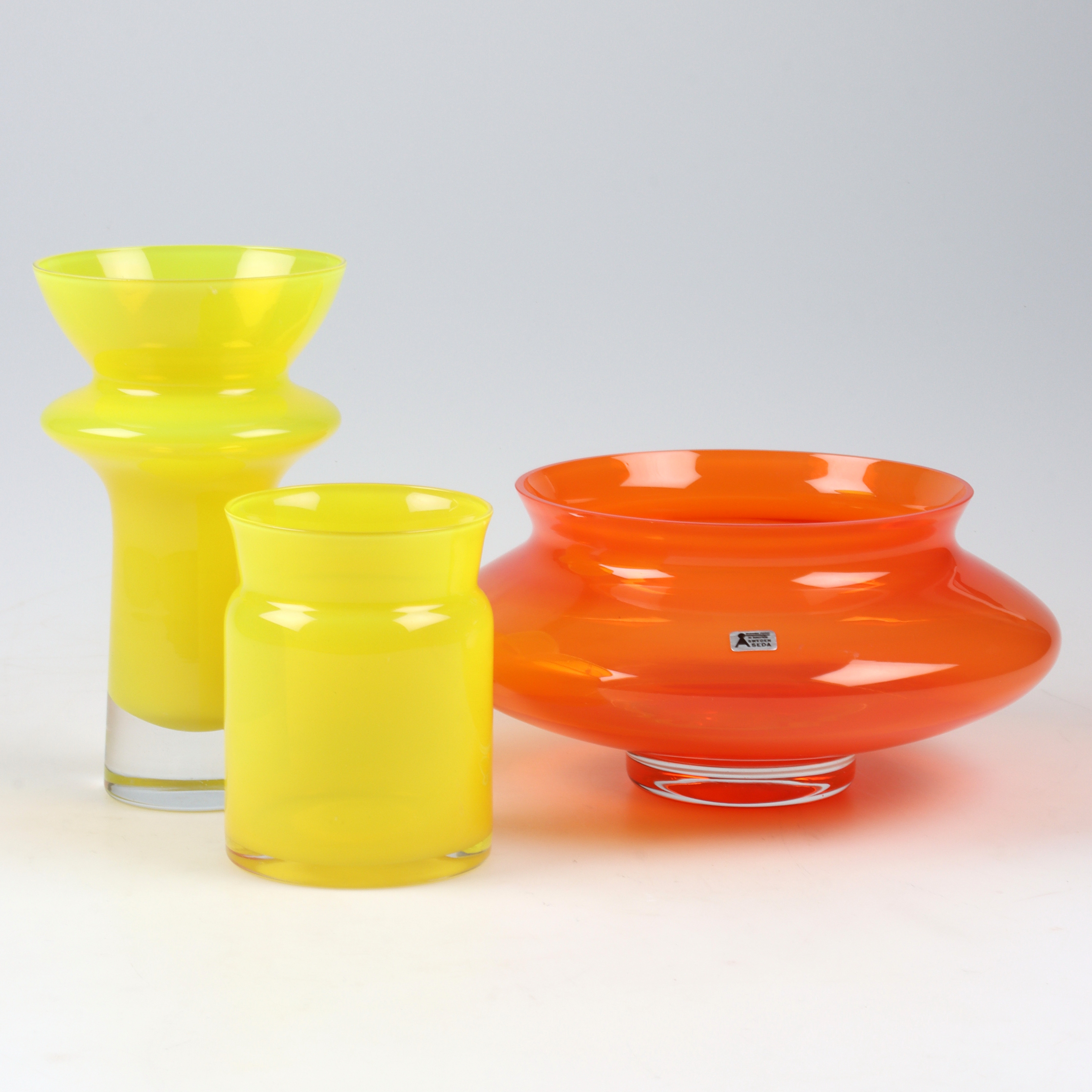 BO BORGSTRÖM. Vaser och skålar 3 delar glas, Åseda glasbruk, 1900-talets senare del.