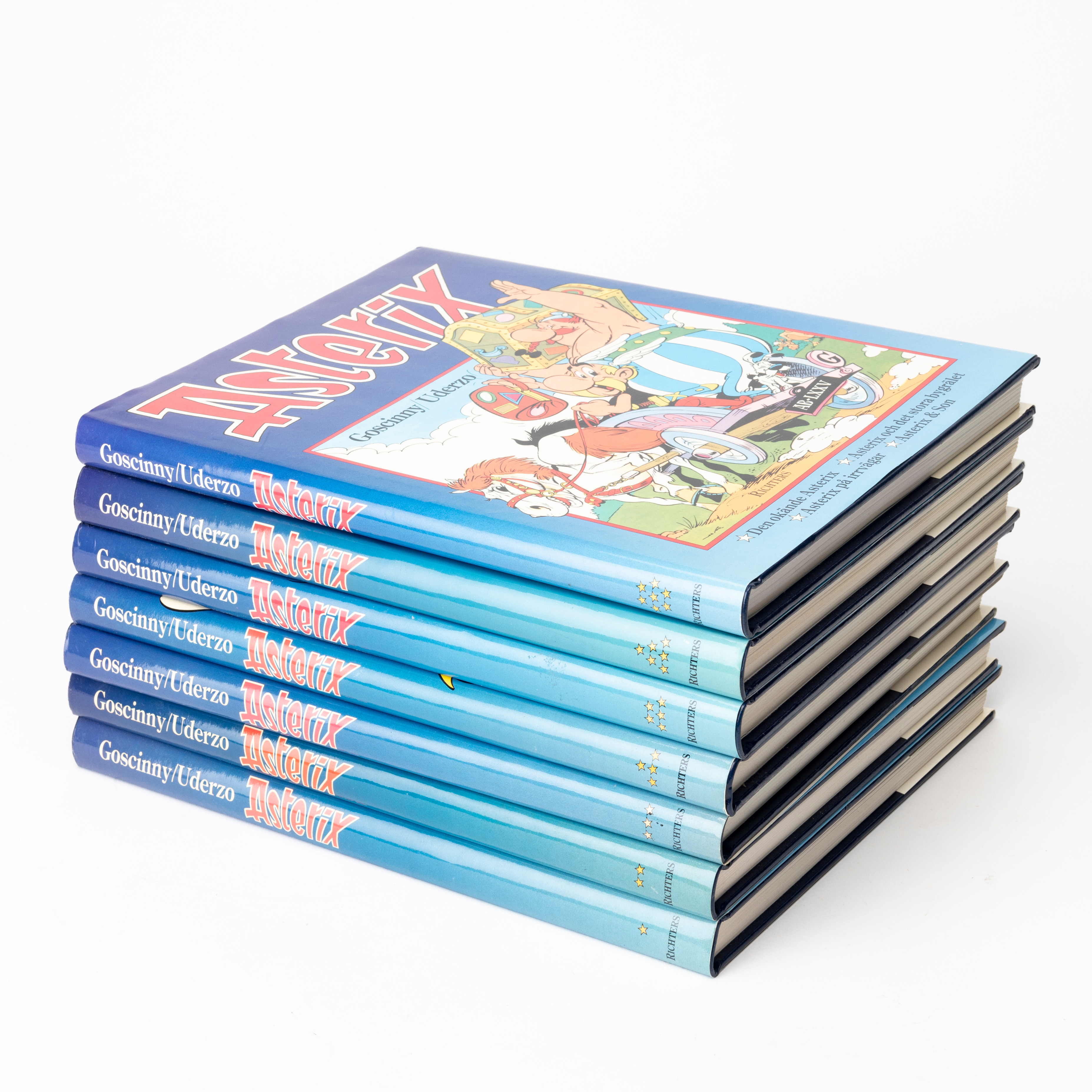 ASTERIX, 7 st, inbudna böcker, no 1-7 , Albert Uderzo och René Goscinny. Richers.