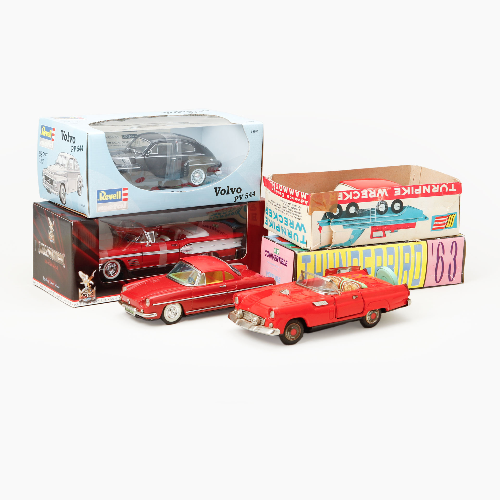 MODELLBILAR, 6 st, bl.a. Cabriolet, Volvo, Thunderbird.