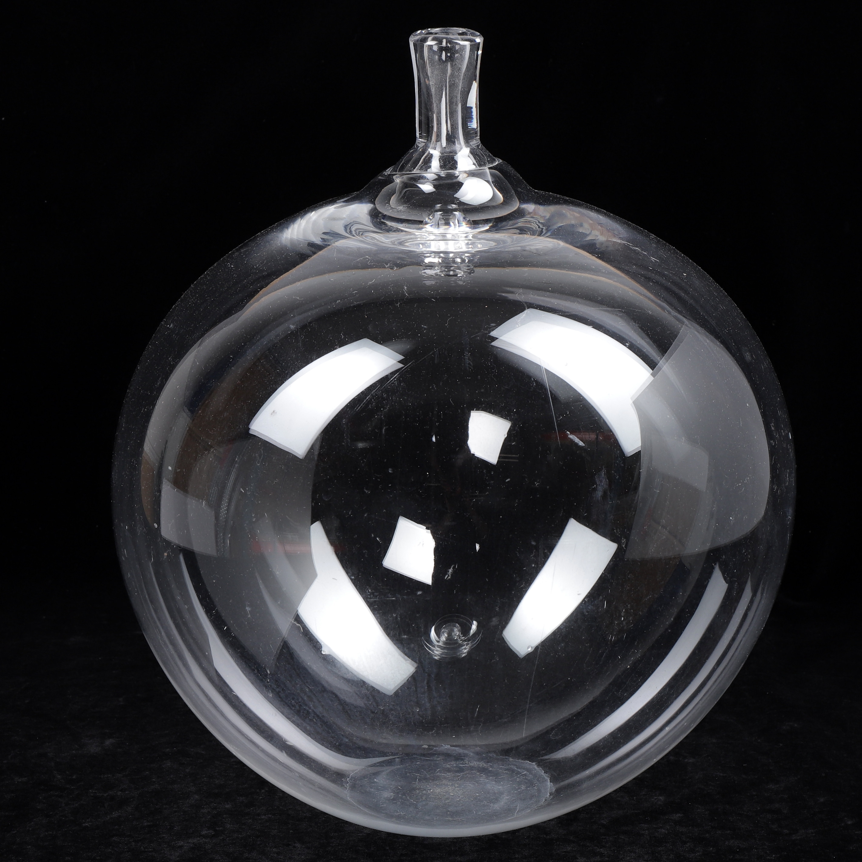INGEBORG LUNDIN. Vas, glas, Orrefors, 1900-talets andra hälft.