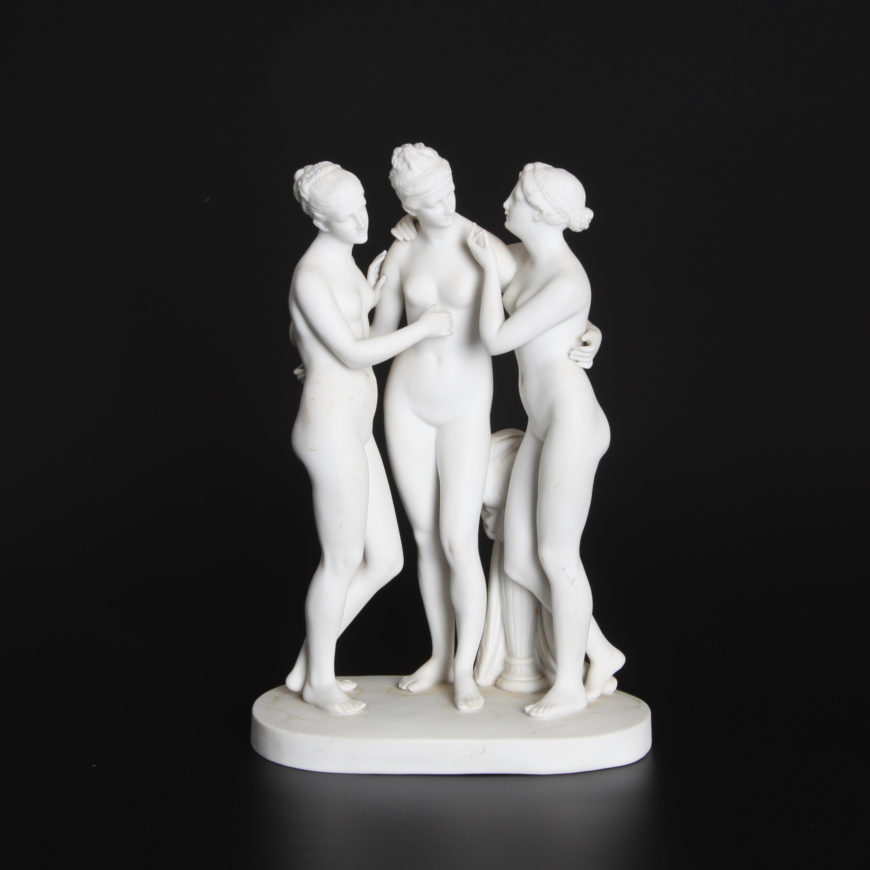 SKULPTUR, "Tre Gracer", biskviporslin, Gerold Porzellan & Co, Tettau, Tyskland. Efter Antonio Canovas.