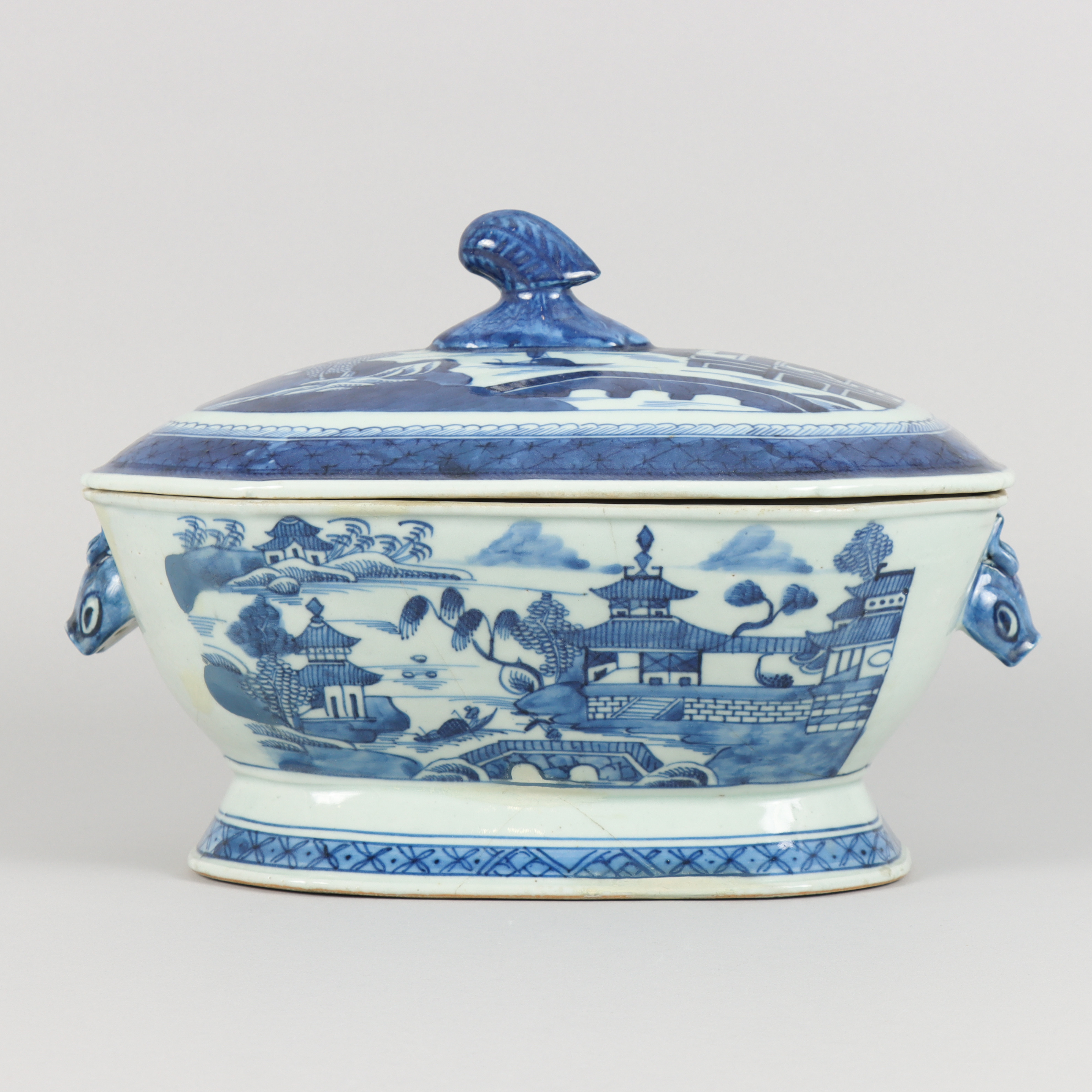 TERRIN, porslin, Kina, Qingdynastin 1700/1800-tal.
