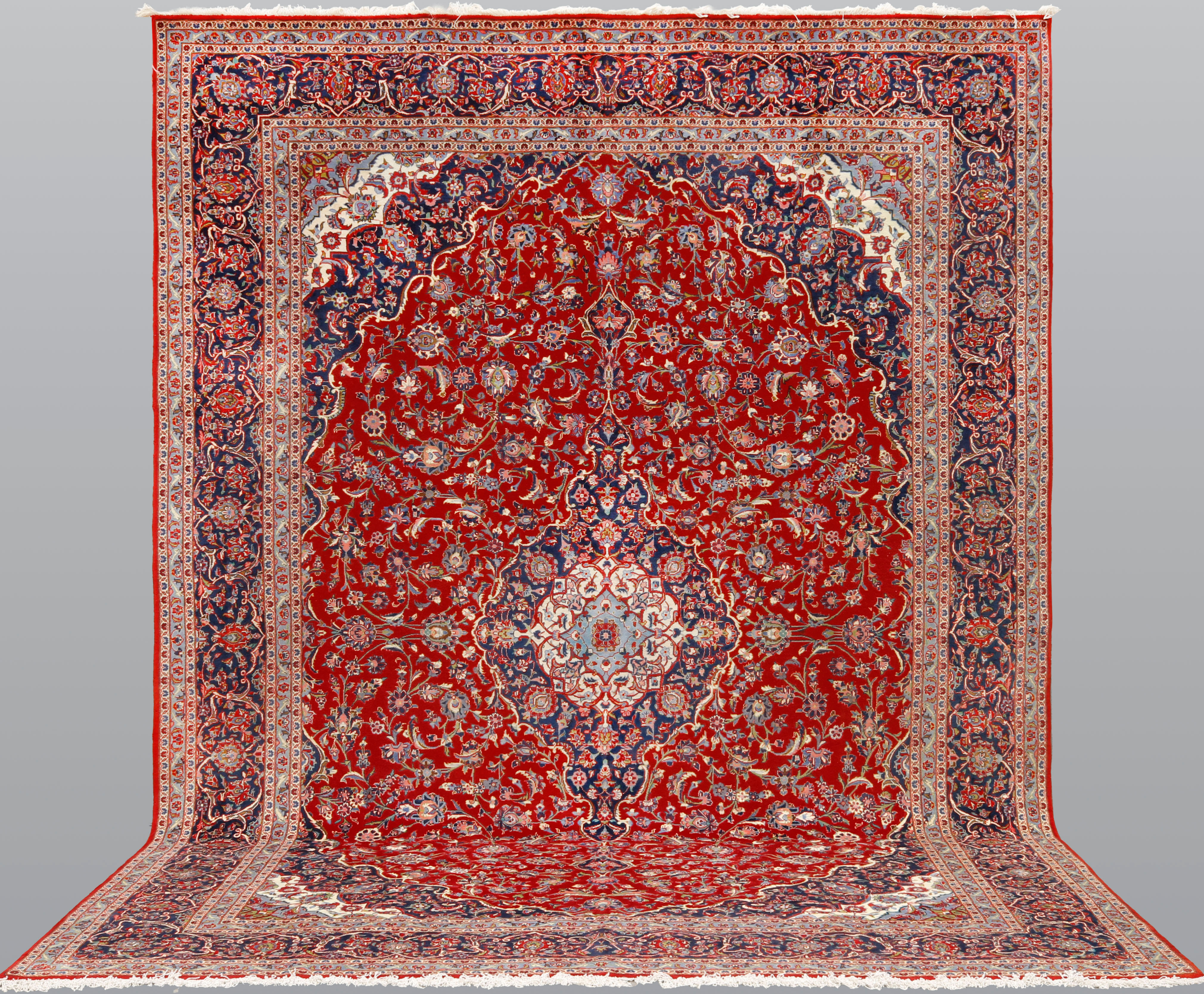 MATTA. Keshan korkull, 425 x 297 cm.