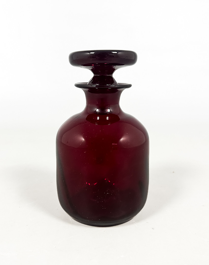 KARAFF MED PROPP, glas, sannolikt Monica Bratt, Reijmyre.