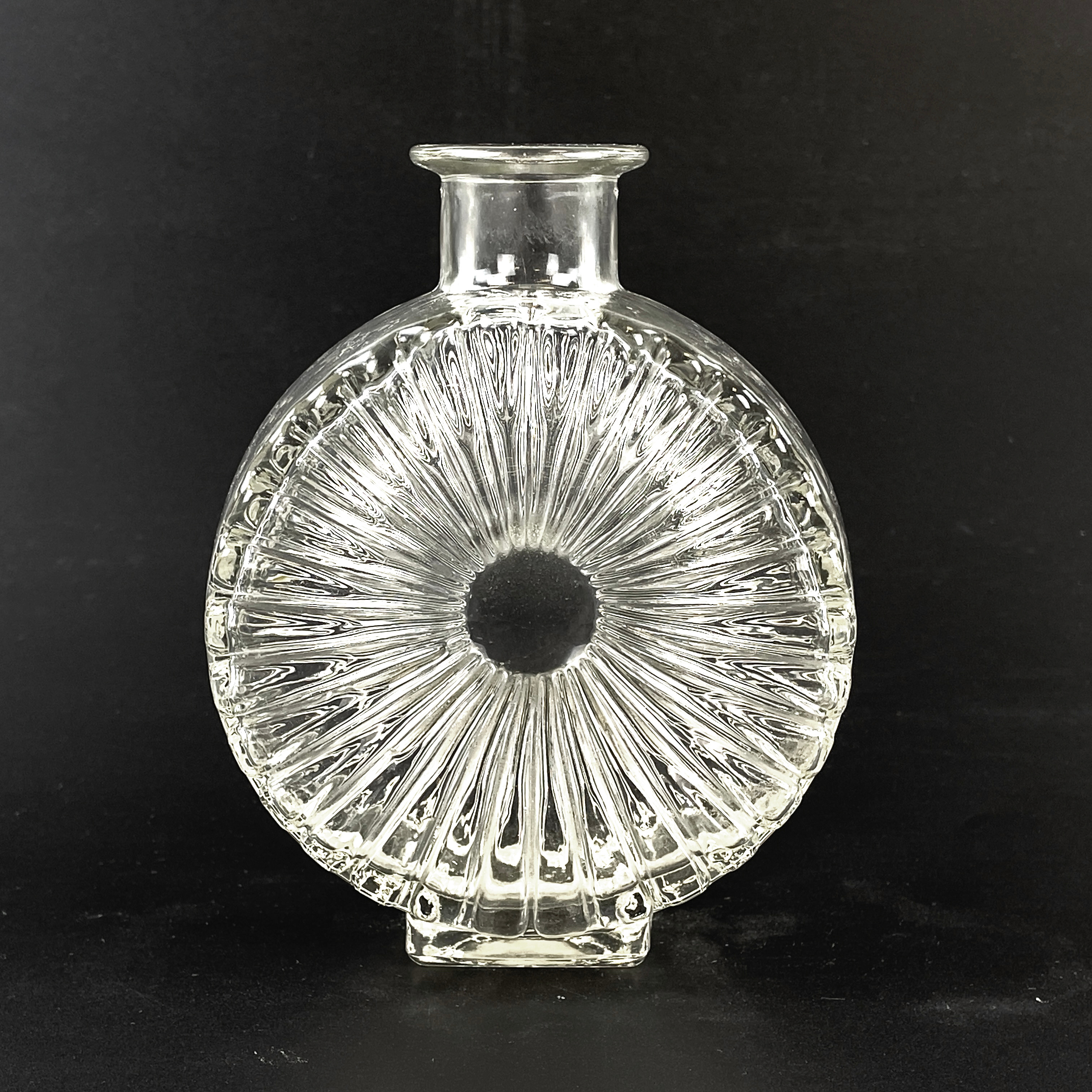 HELENA TYNELL. Flaska, glas, "Aurinkopullo/Solflaska", Riihimäen Lasi Oy, Finland.