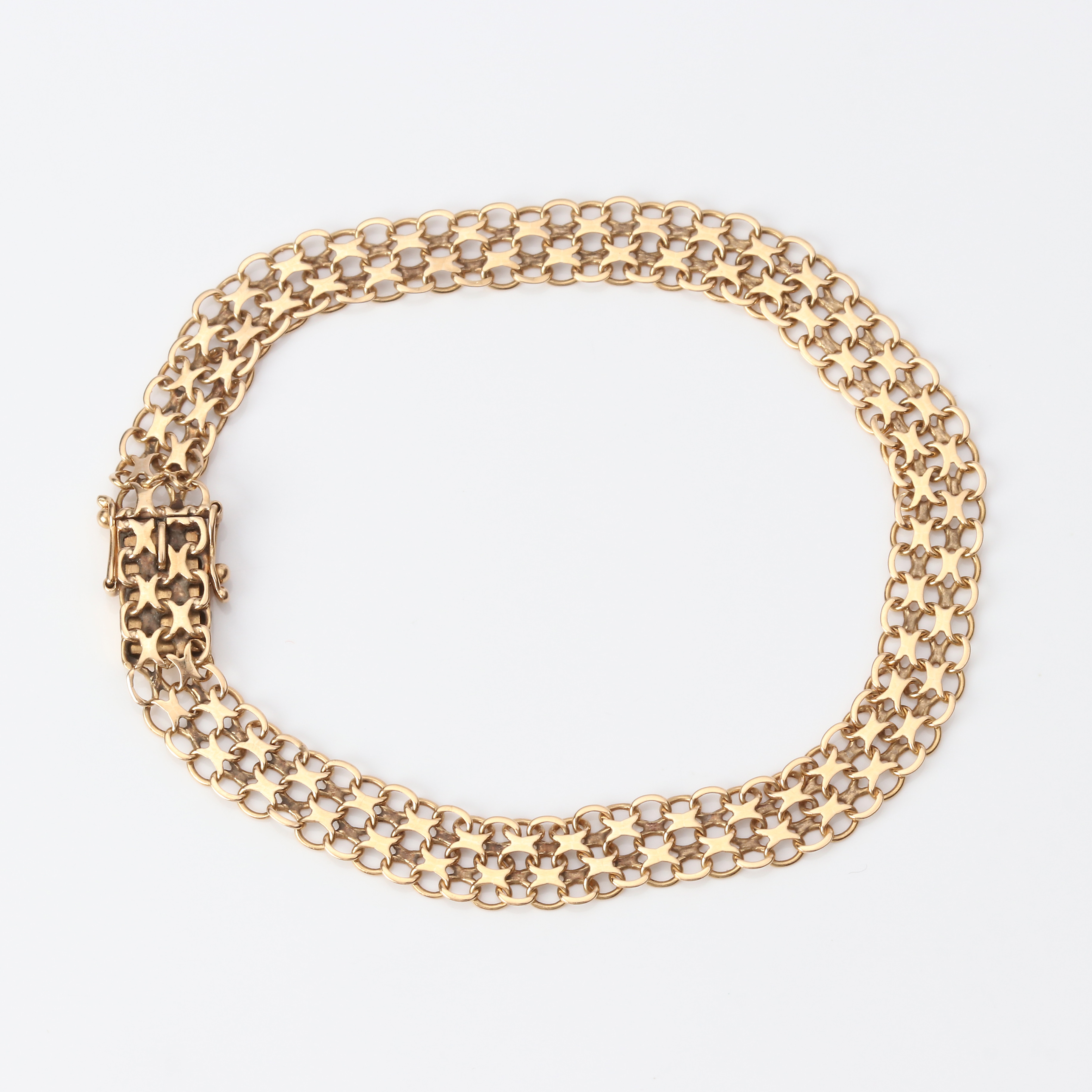 ARMBAND, X-LÄNK. 18k guld, vikt ca 8,4 gram.