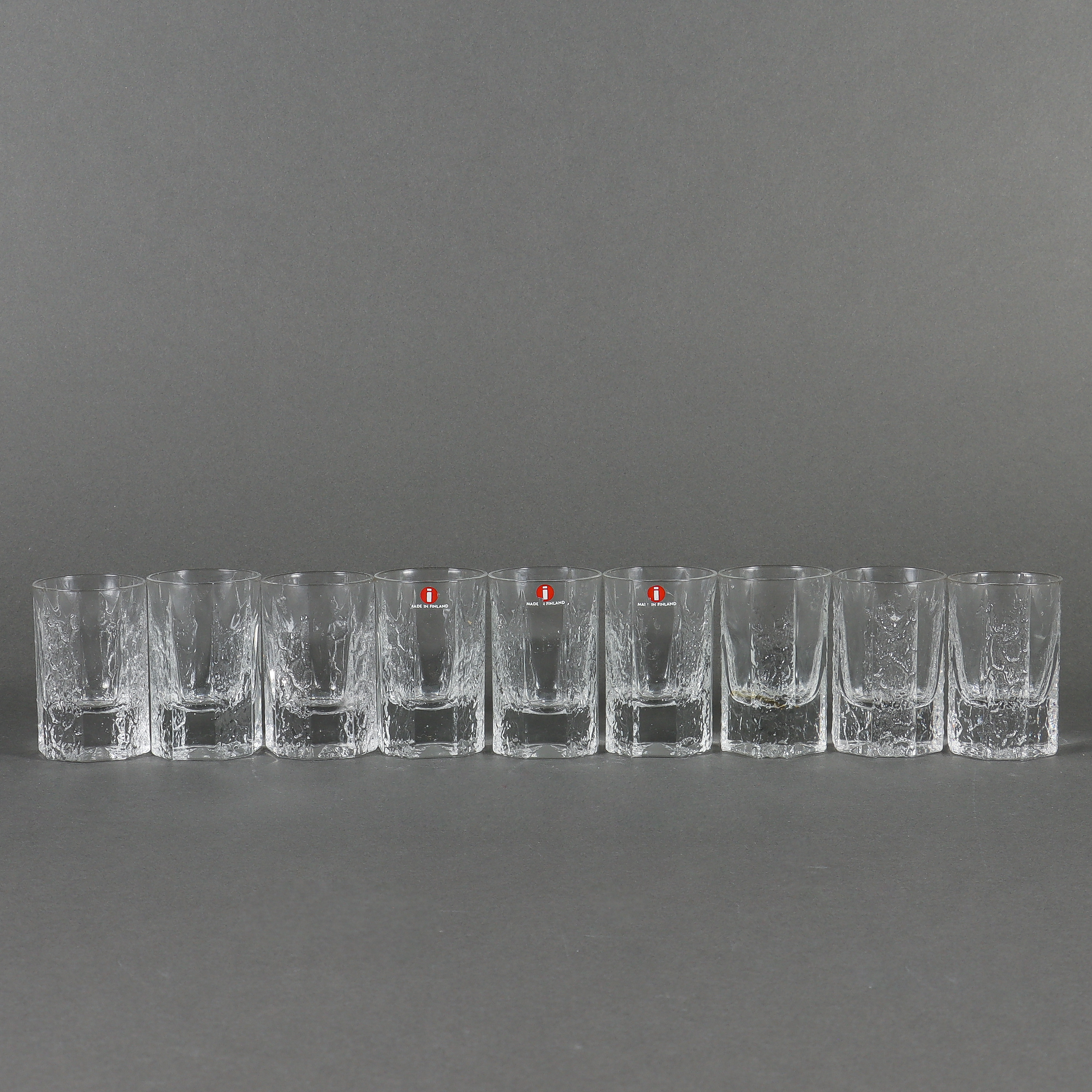 TIMO SARPANEVA. Snapsglas 9 stycken, Iittala Kalinka.