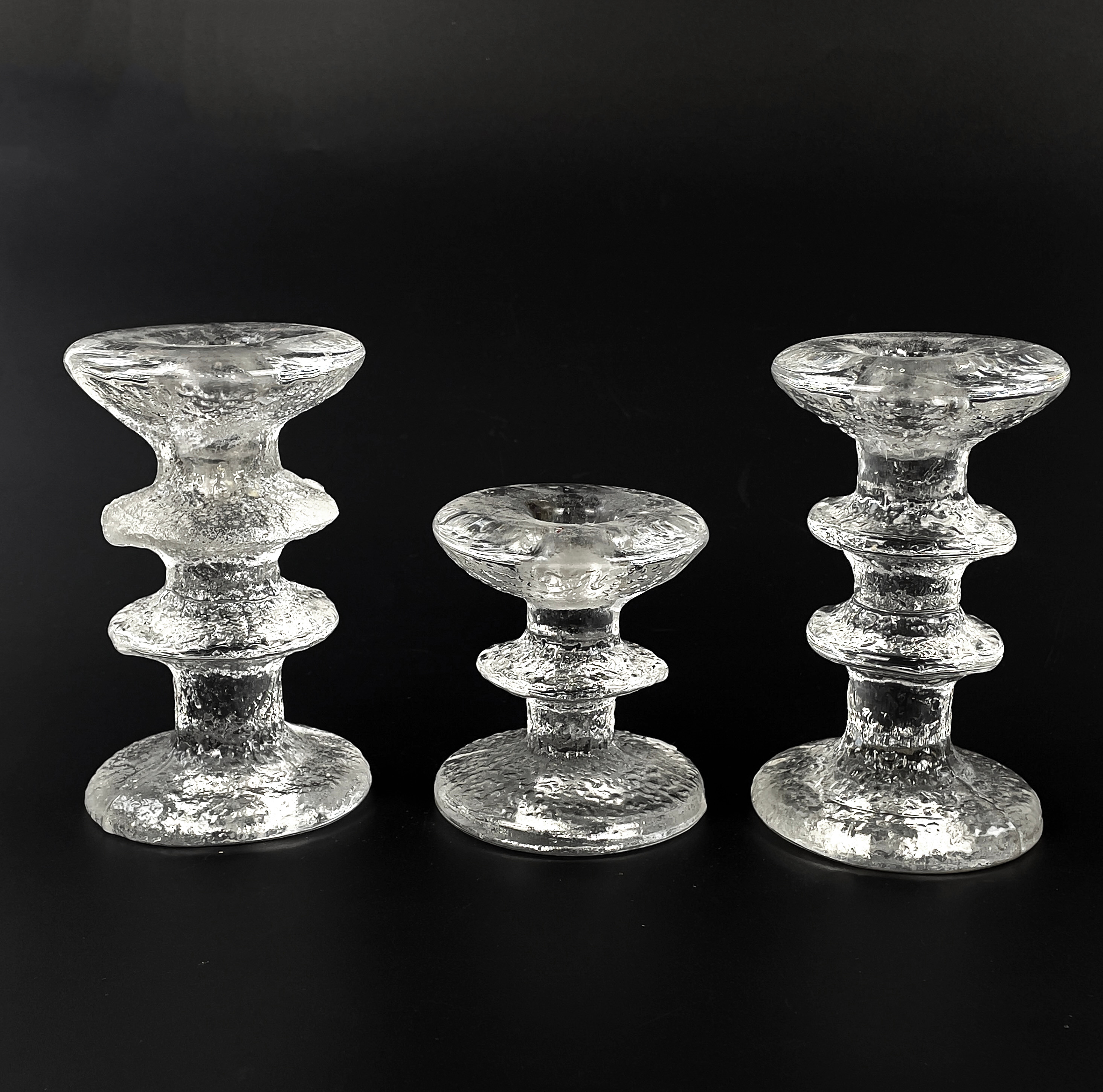 TIMO SARPANEVA. Ljusstakar, 3 st, glas, "Festivo", Iittala, Finland.
