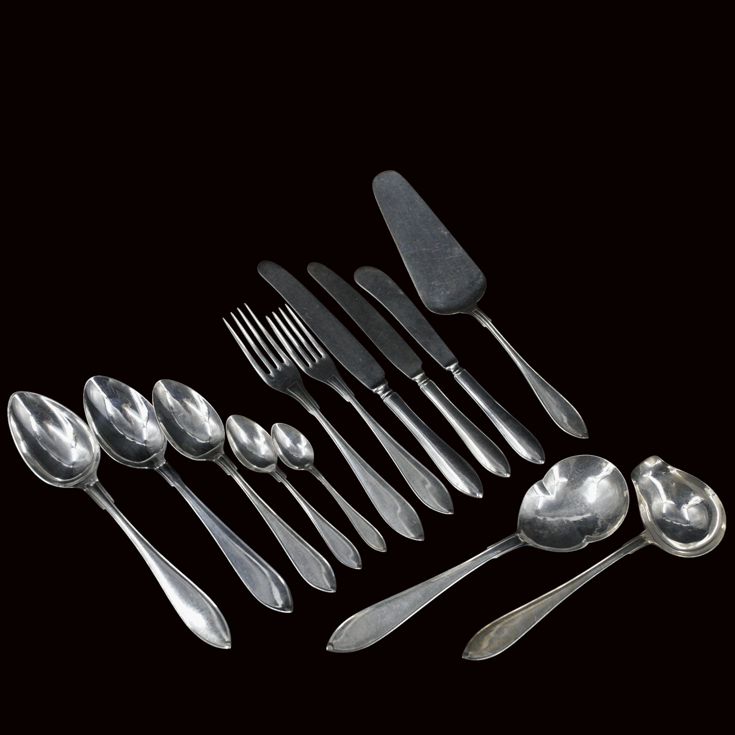 MATBESTICK, 131 delar, "Svensk Spets", nysilver.