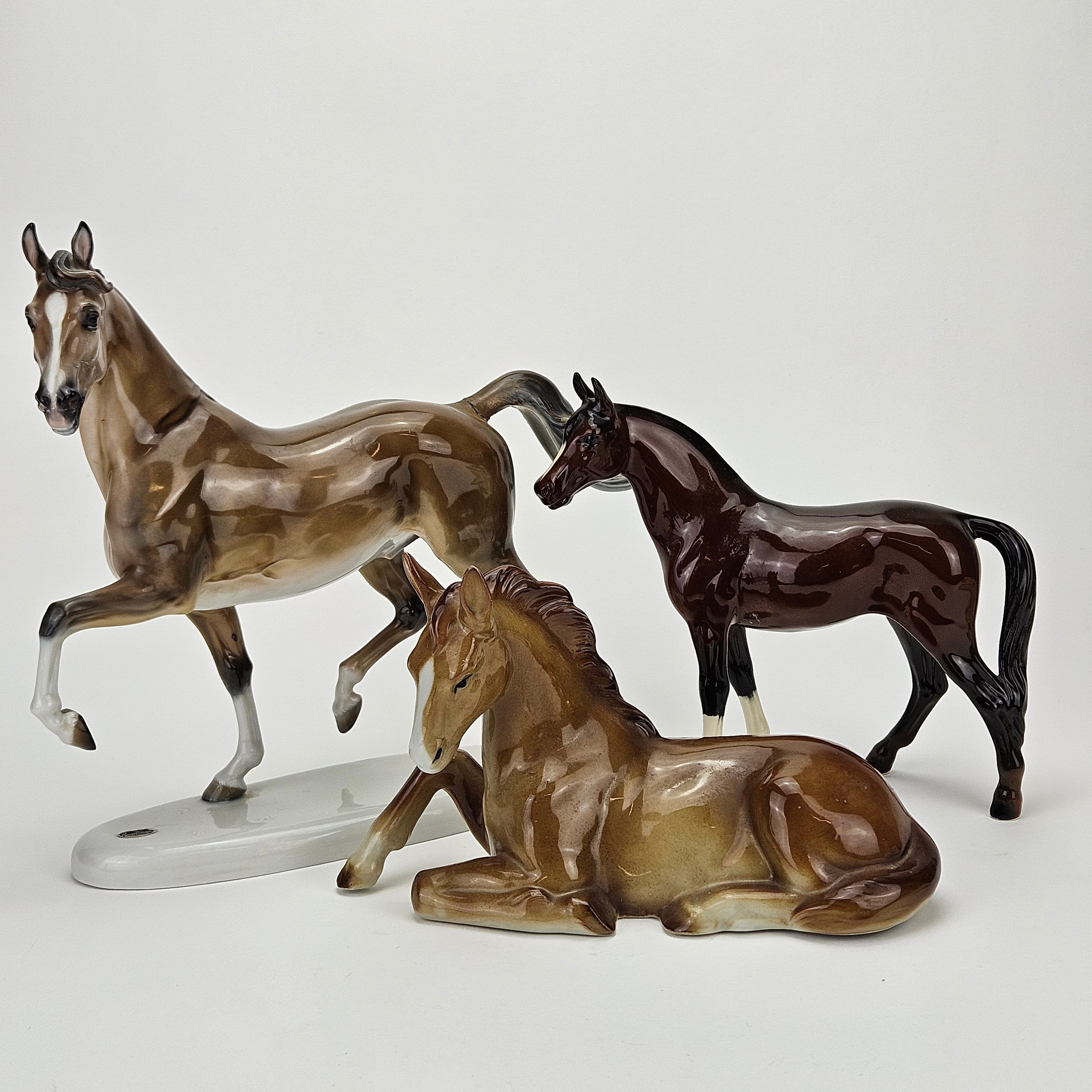 FIGURINER, 3 st, porslin, hästar, bland annat Prof. Kärner, Rosenthal, Tyskland.