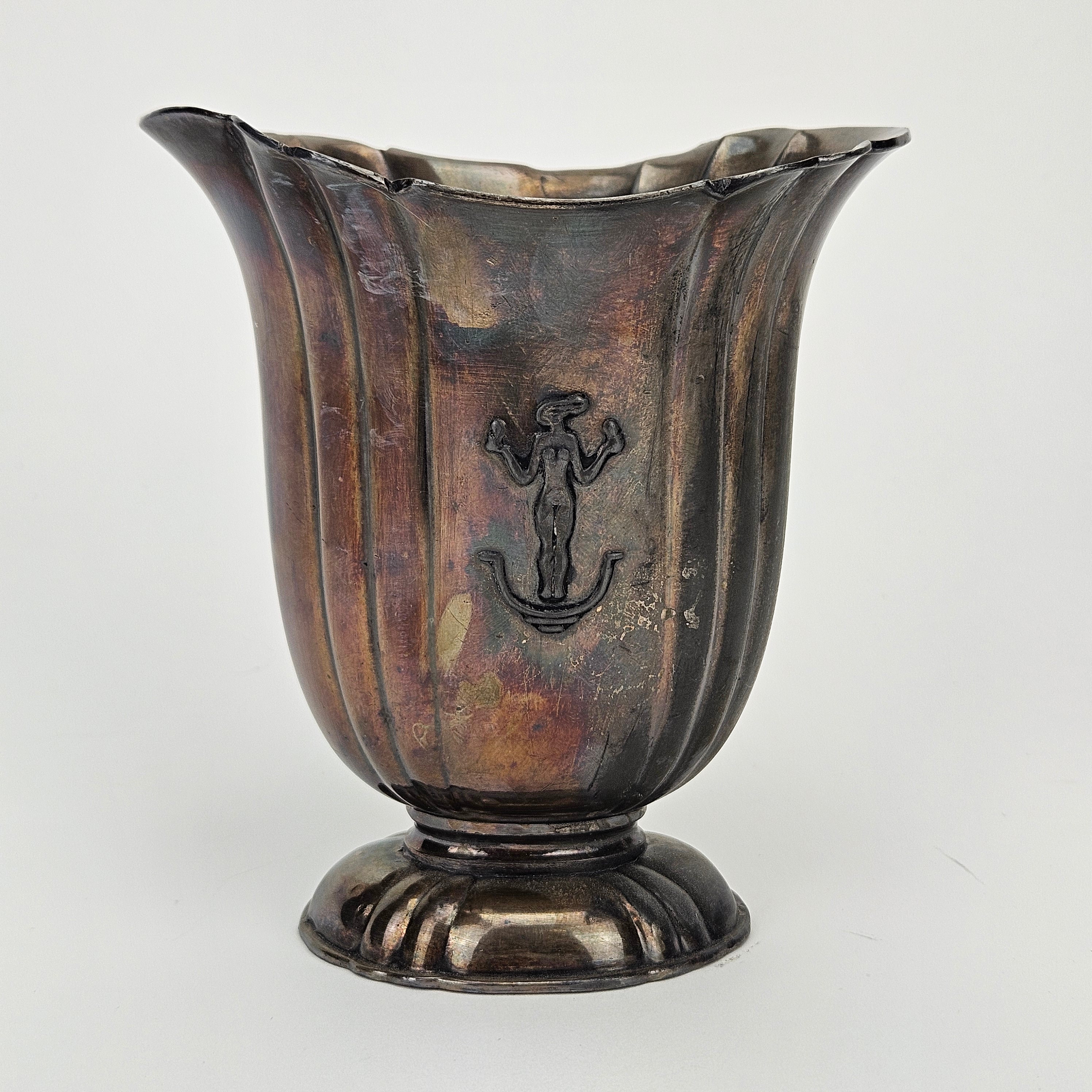 VAS, nysilver, Art Deco-stil, troligen CG Hallberg, 1900-talets första hälft.