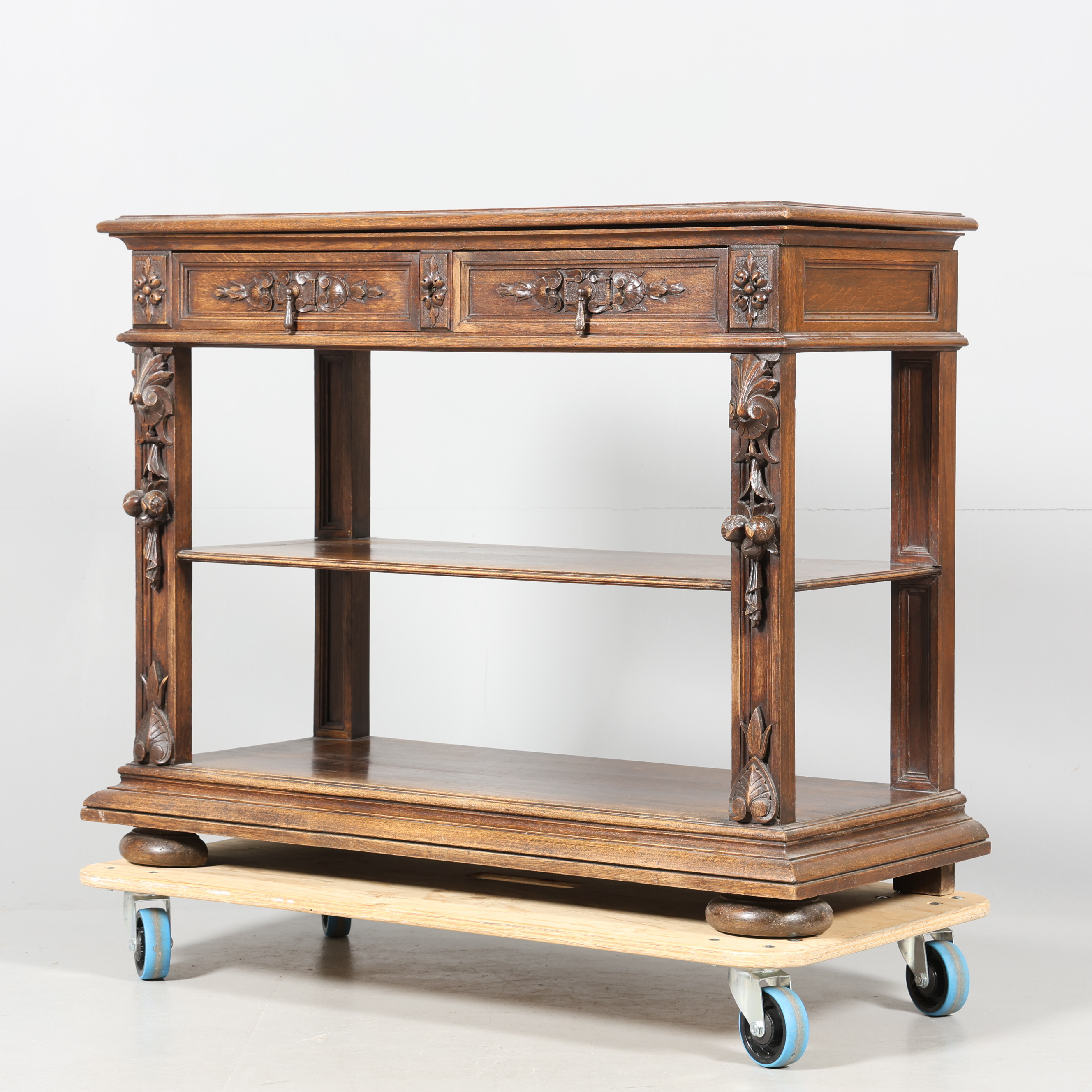 BUFFE/SERVERINGSBORD, barockstil, 1900-tal.