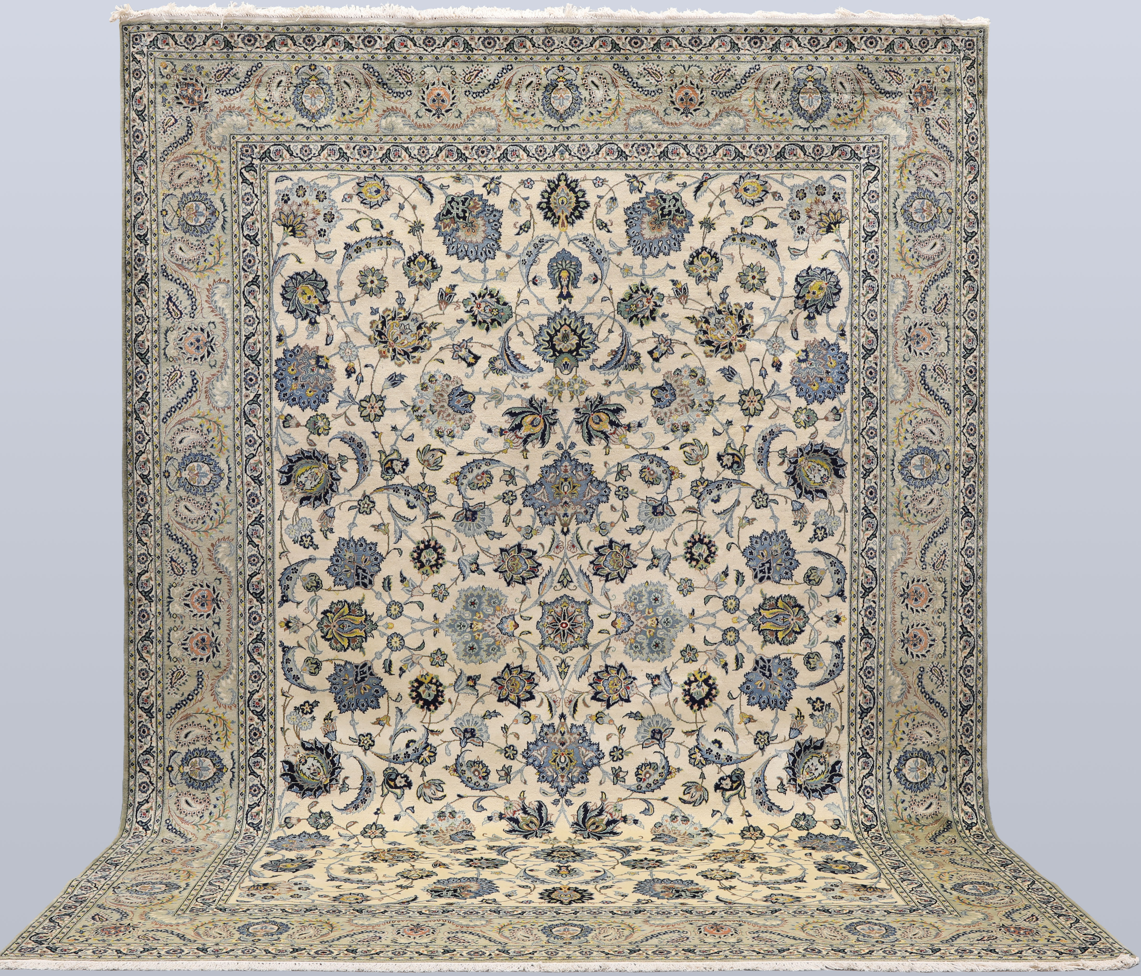 MATTA. Ljus Keshan extra fine, signerad, 432 x 315 cm.