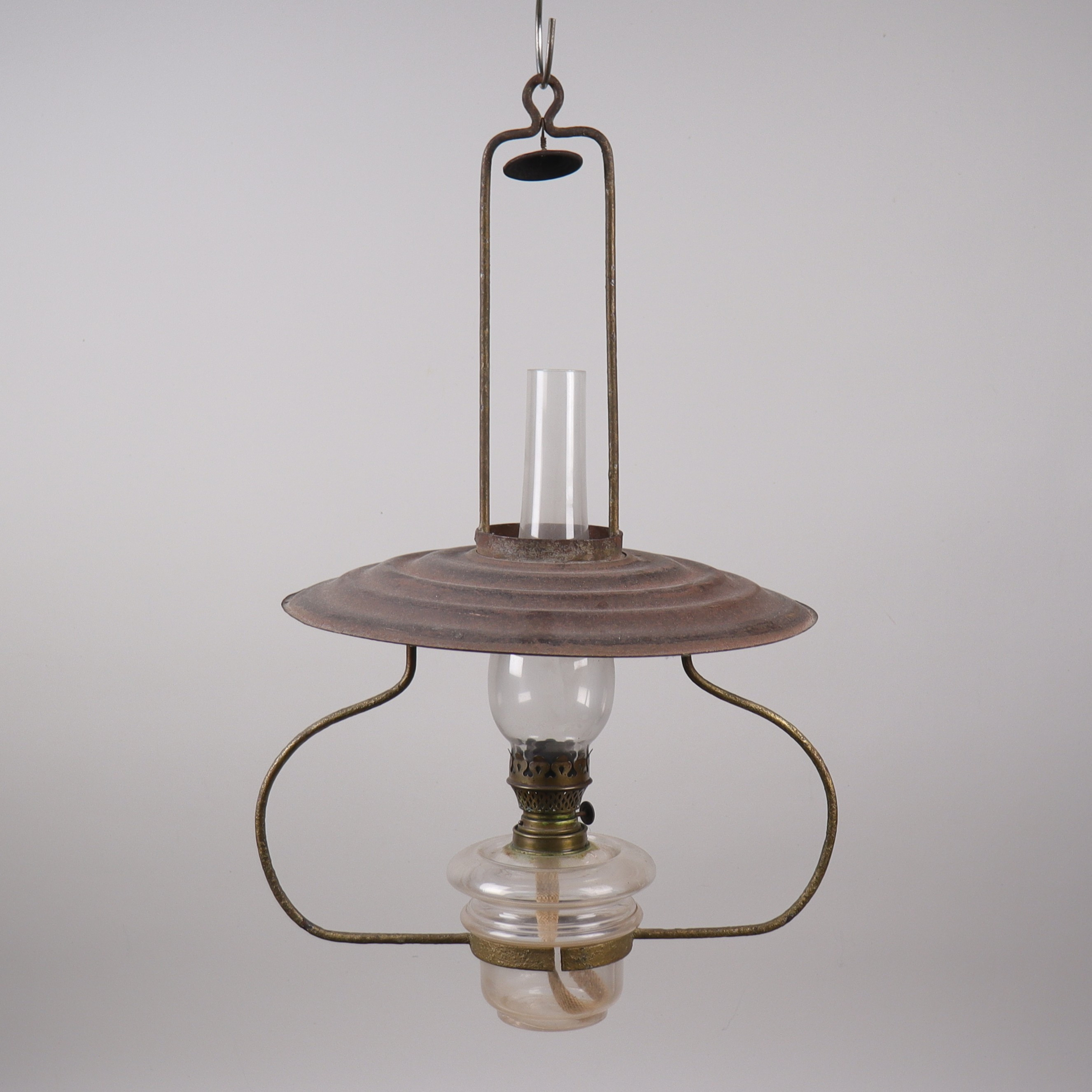 TORPARLAMPA, fotogen, metall och glas, 1900-talets första hälft.