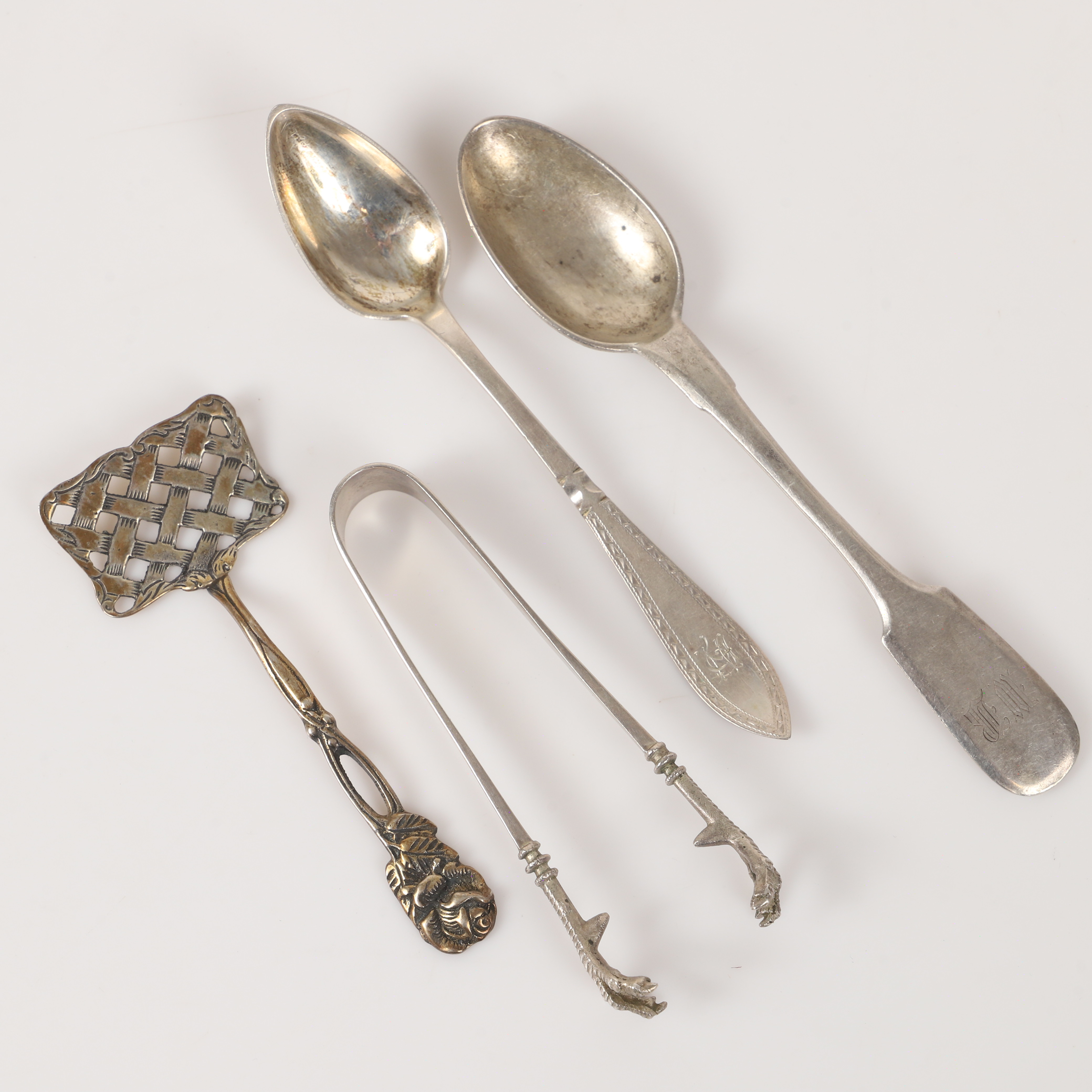 SKEDAR M. M. 4 stycken, silver, bl. a. Ryssland, 1881.